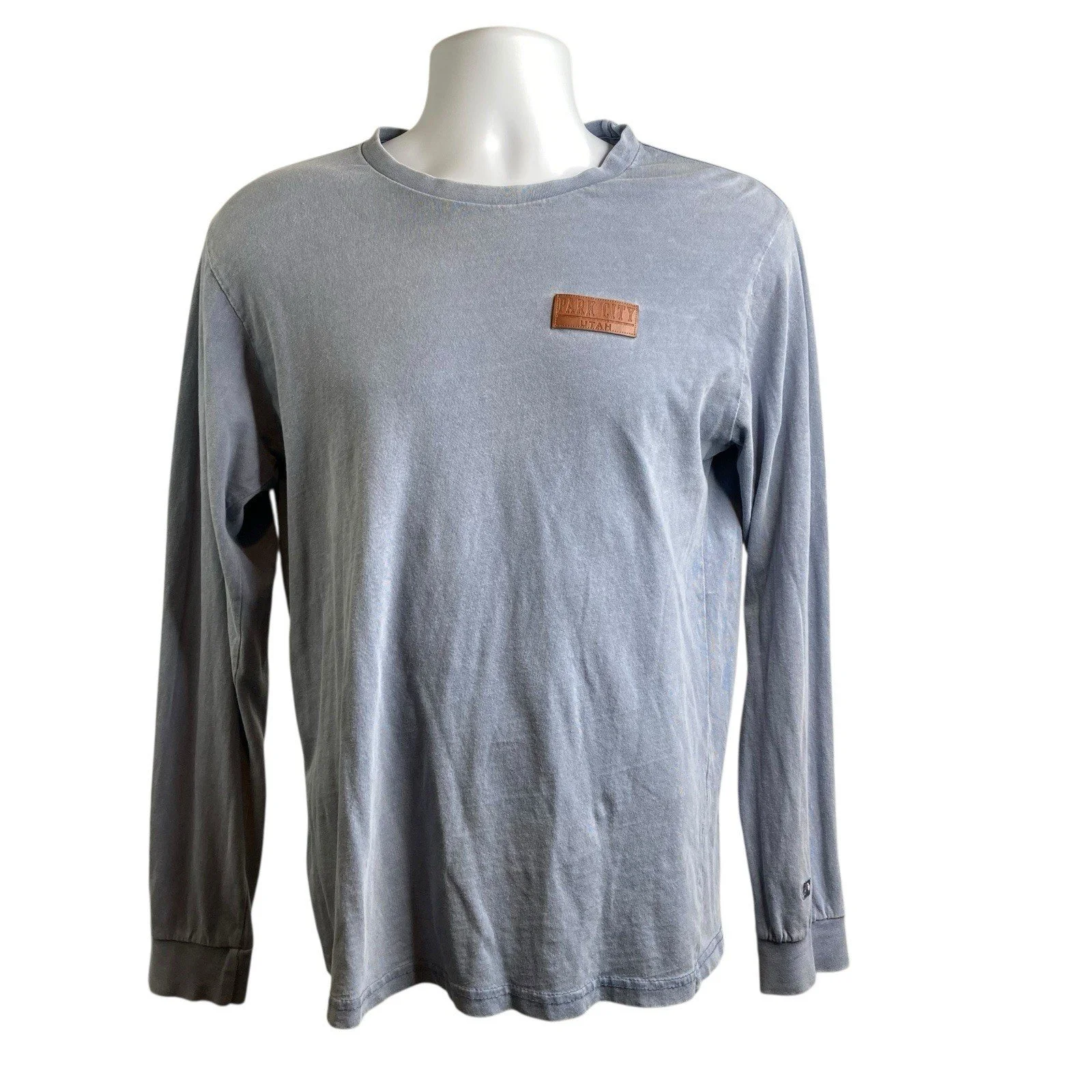 Park City Outfitter Trading Men's Blue Long Sleeve Tee Shirt Size M Ski Town