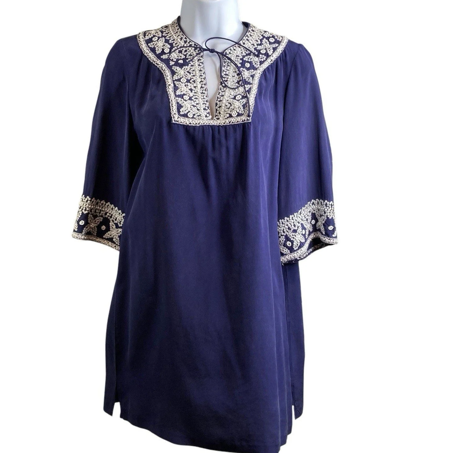 Nieves Lavi Navy 100% Silk Embroidered Beaded Tunic Top Size 2 Nautical Preppy