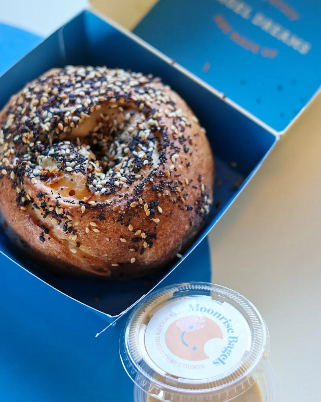 New client 🥰🥯✨

So happy to announce that I am now working with the amazing team at @moonrisebagels to assist in their social media marketing 💕

Check them out, give them a follow and if you&rsquo;re in the Poughkeepsie, Woodstock, or Kingston are