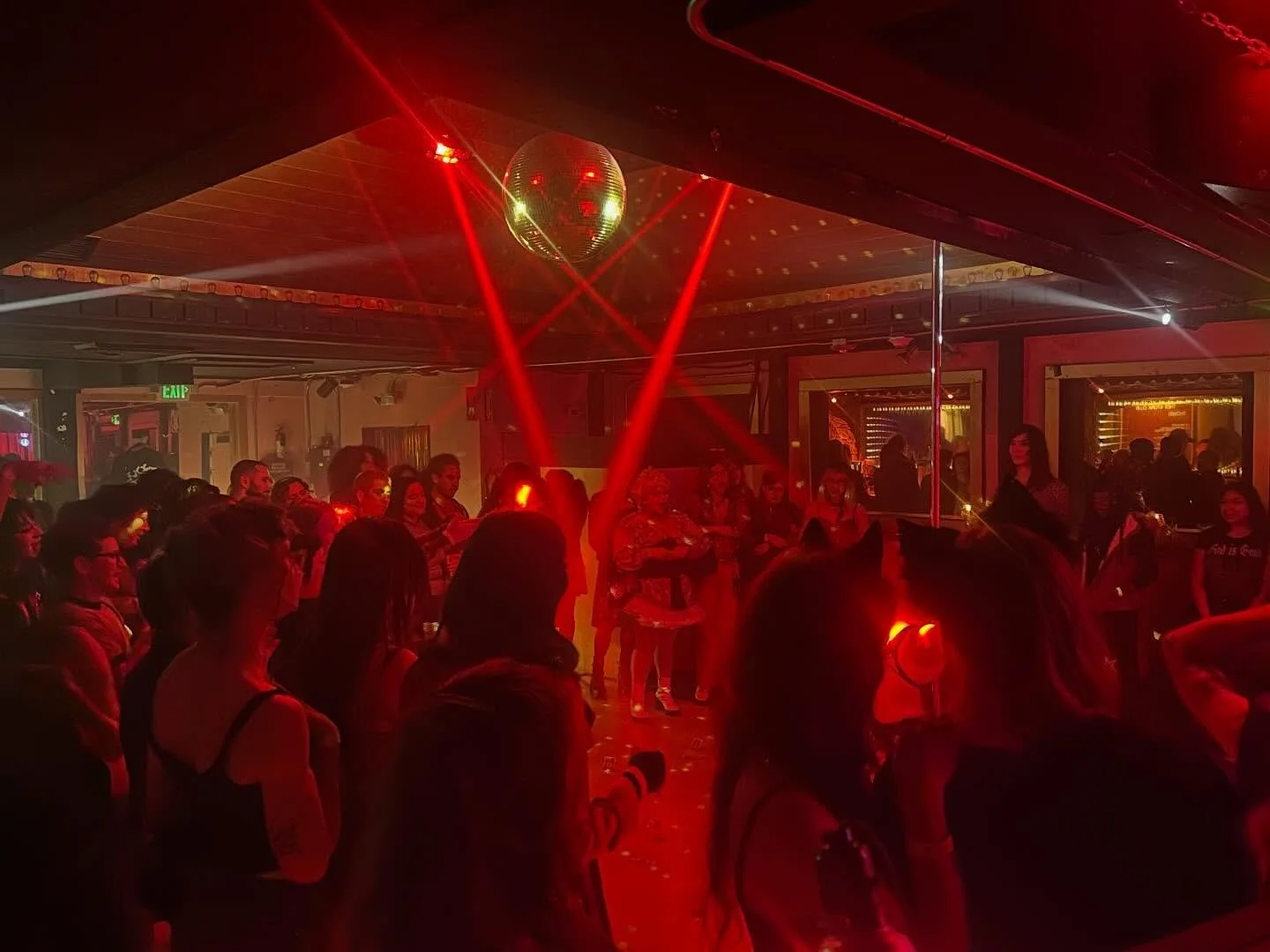 last week TSlur @t.slur_ &amp; HGGF teamed up to throw a benefit party raising funds for legal defense for immigrant families via the Oakland Education Association Rapid Response team @oea_rapidresponse we raised $2425 in ticket &amp; tshirt sales to