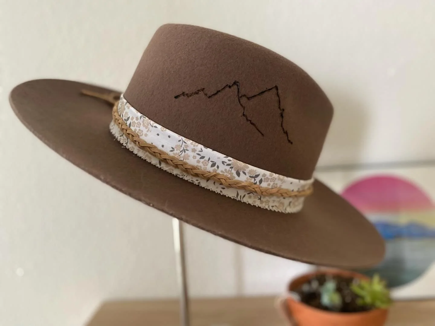 She&rsquo;s got a little altitude in her attitude 🏔️✨

This one&rsquo;s for the girls who know the difference between a quick hike and a full-blown personality trait✨

For the ones chasing sunrises, dirt roads, and that very specific kind of freedom