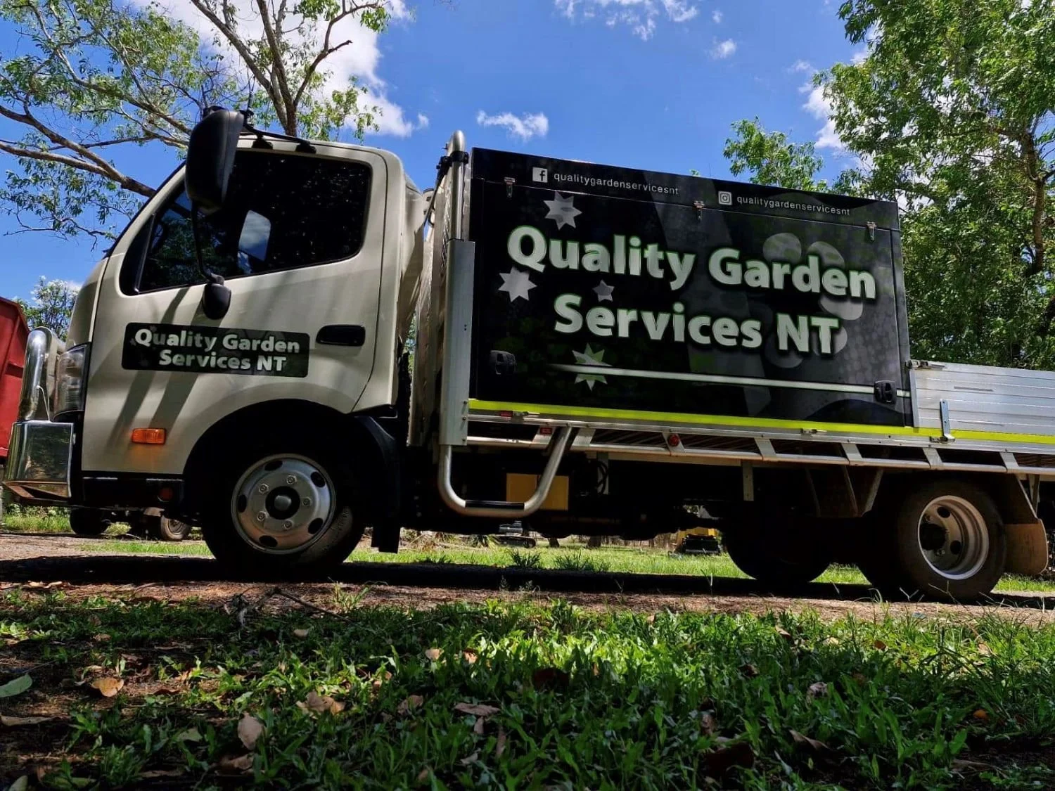 Commercial property services weed spraying Winnellie East Arm Yarrawonga