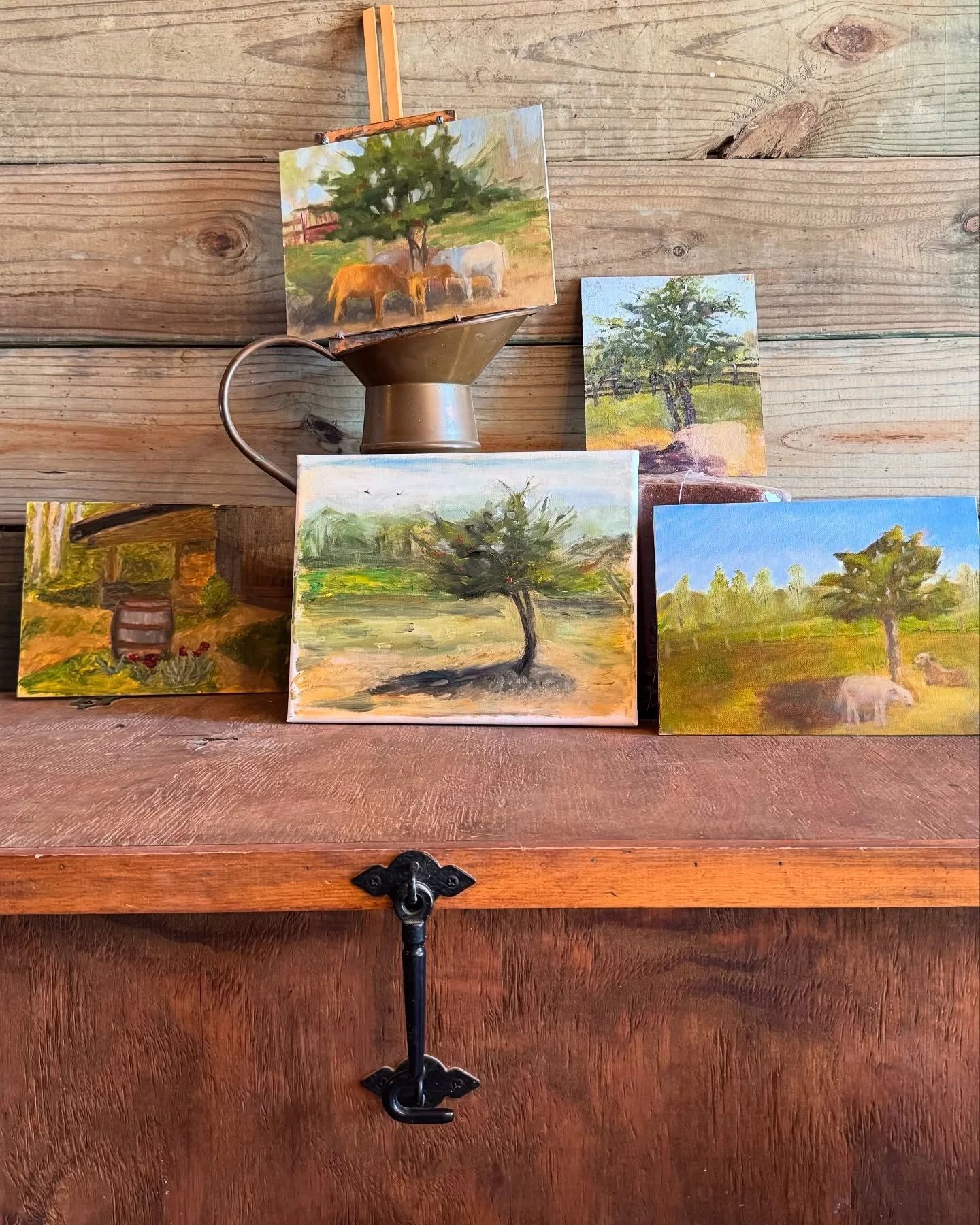 Spring plein air on @honeytreehillfarm farm today!  We had a lot of company and entertainment while we painted! 
.
.
.
#oilpainting #pleinair #pleinairpainter #art #artist #farm #sheep #farmstay