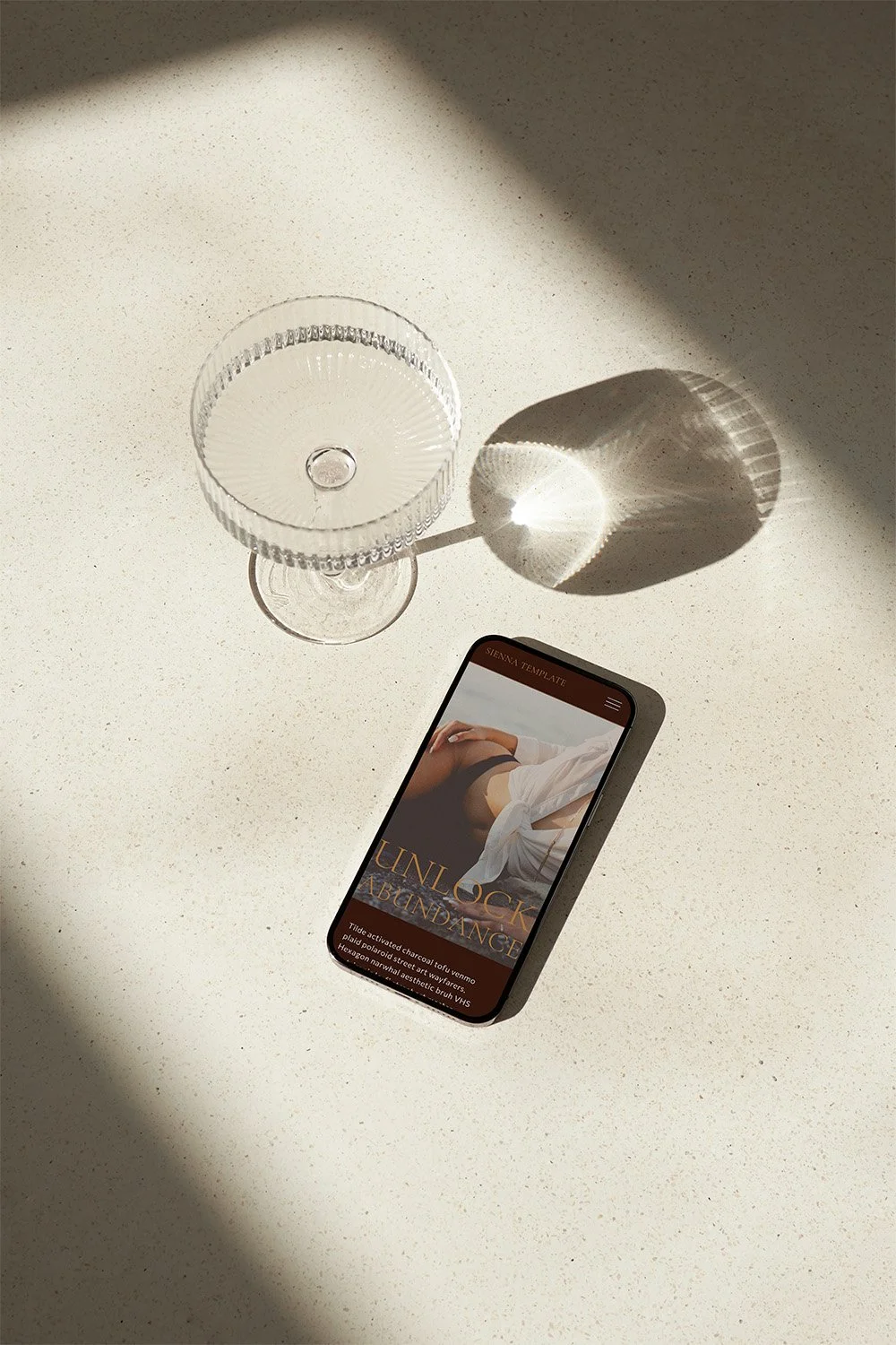 the-sienna-template-mockup-mobile-homepage.jpg