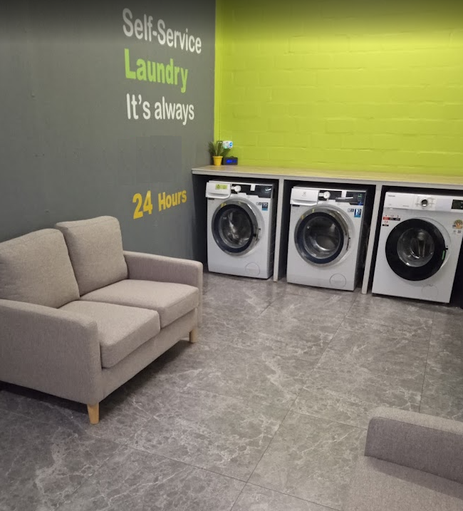 Laundry Room Self-Service 24 Hrs.