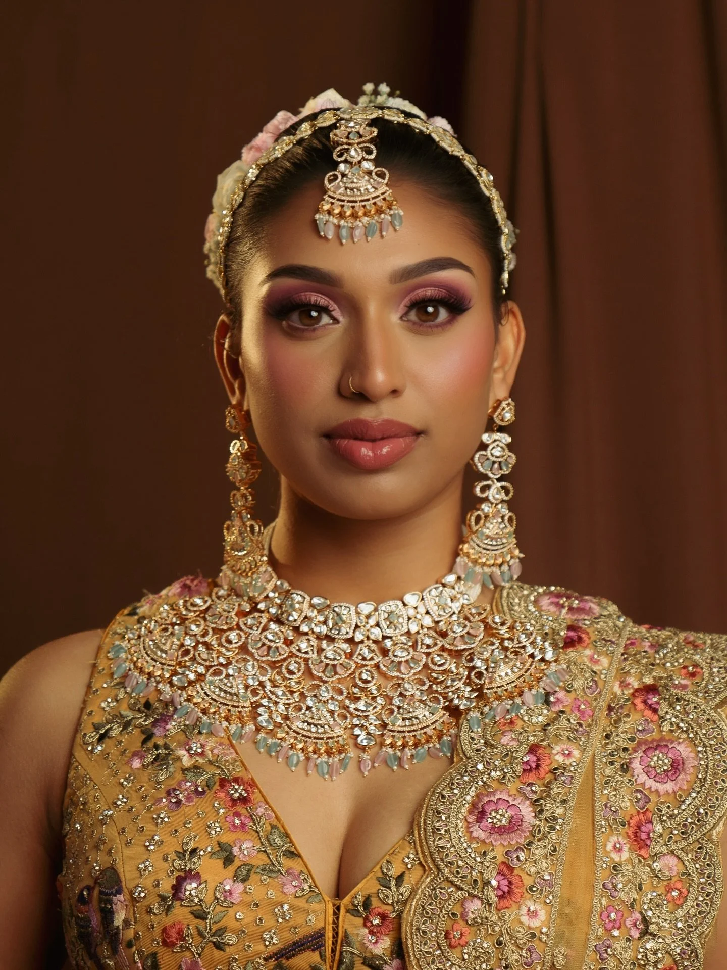 H A R A N E E ✨

Model: @haranee.logaan 

Bridal Makeup, Hair Styling, and Full Bridal Dressing by me 
Henna:@swirledhenna
Outfits:@abhishekh_n_radhika_gupta
Jewerelly: @sparklingcreations15
Flowers: @flowerimbymaziah
Photographer and Videographer: @