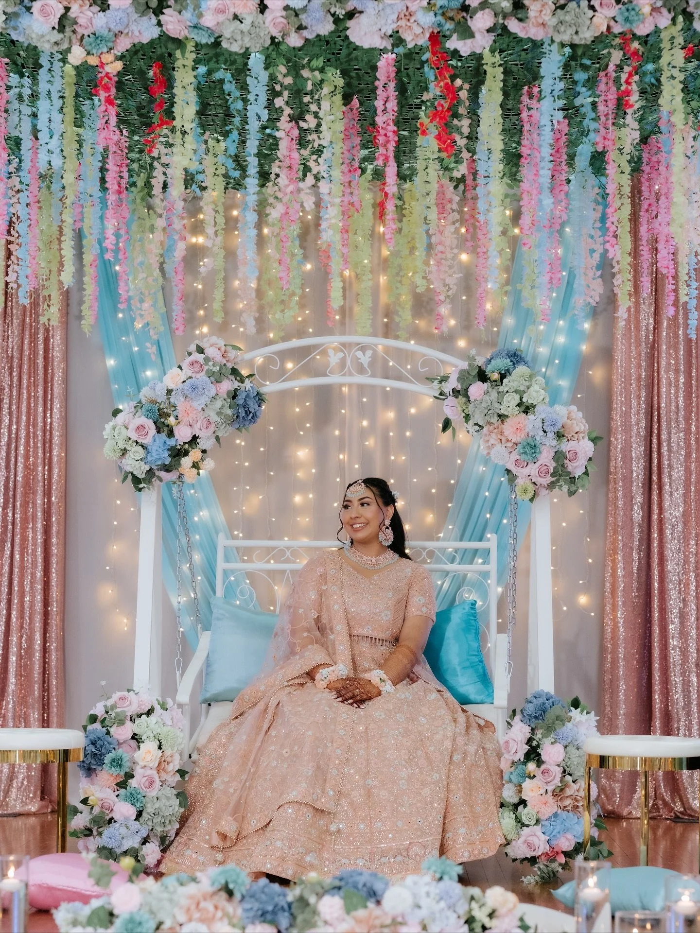 A princess in her very own fairytale ✨

Hair, Makeup, and Full Bridal Dressing: @beautybyzayna 
Mehndi - @hennabymaziah
Flowers - @flowerimbymaziah
Jewellery - @taurshop
Outfit -@vinni.boutique
Photography - @becapturedmedia
Videography -@tahataqipro