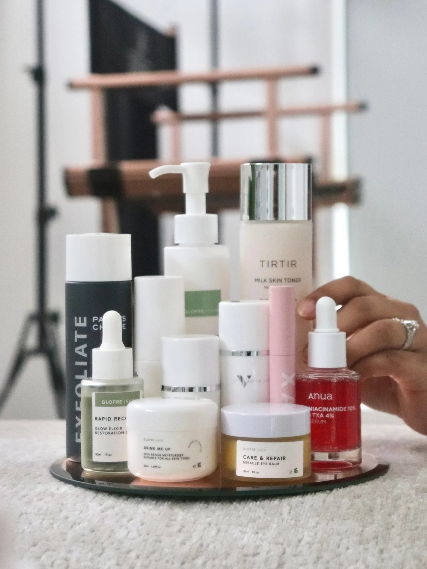 🌙 Daily PM Core Routine

1.	Cleanser &ndash; Elemis Pro Collagen Cleansing Balm (I only use this on makeup days), followed by GloFre Skin Rejuvenating 2 in 1 Face Wash &amp; Cleanser
2.	Lash Serum &ndash; Xali Lash Serum
3.	Eye Products
	&bull;	For 