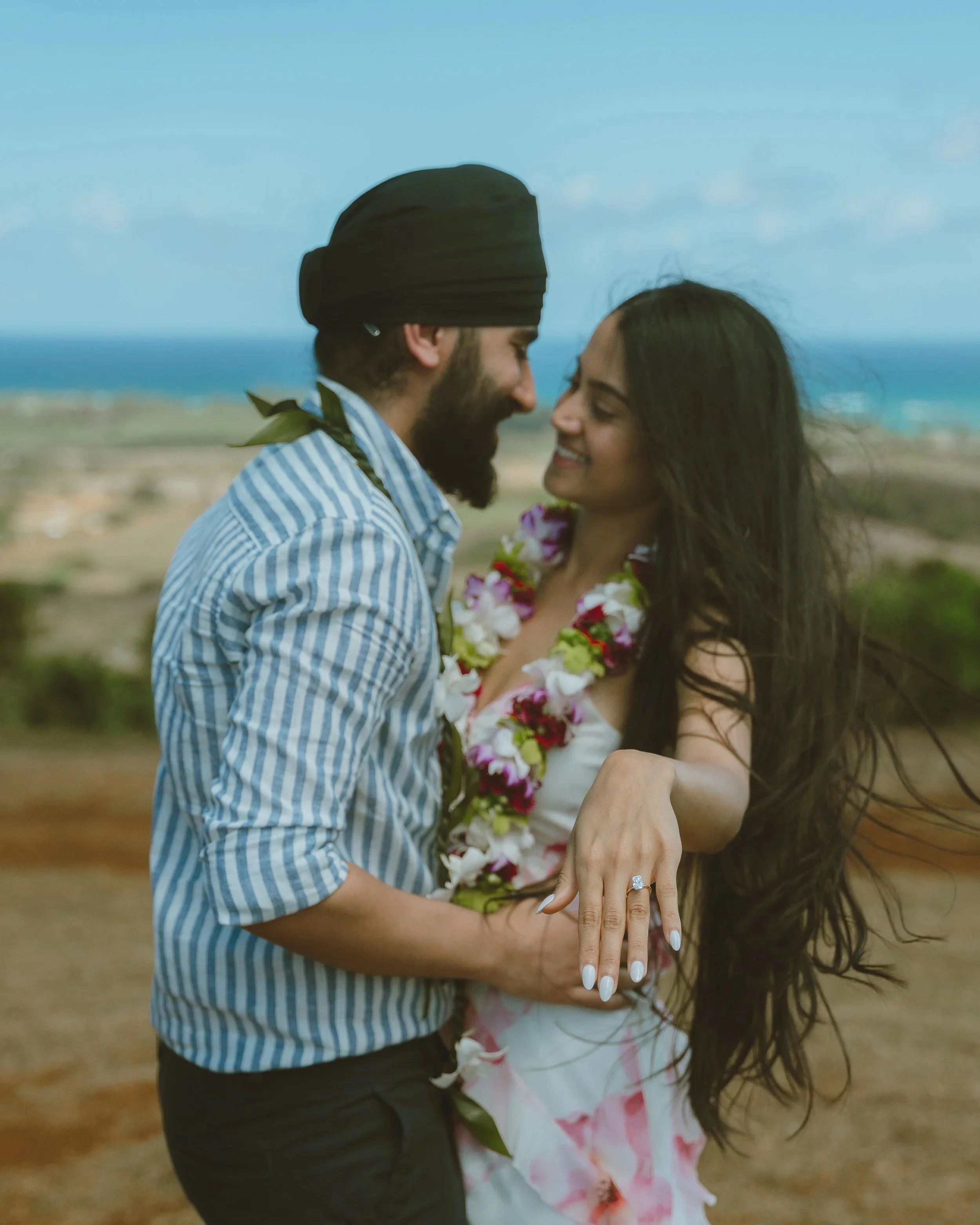 KaranAnnie2-PROPOSAL-ENGAGEMENT-OAHU-HAWAII-COUPLE-PORTRAIT_024.jpg