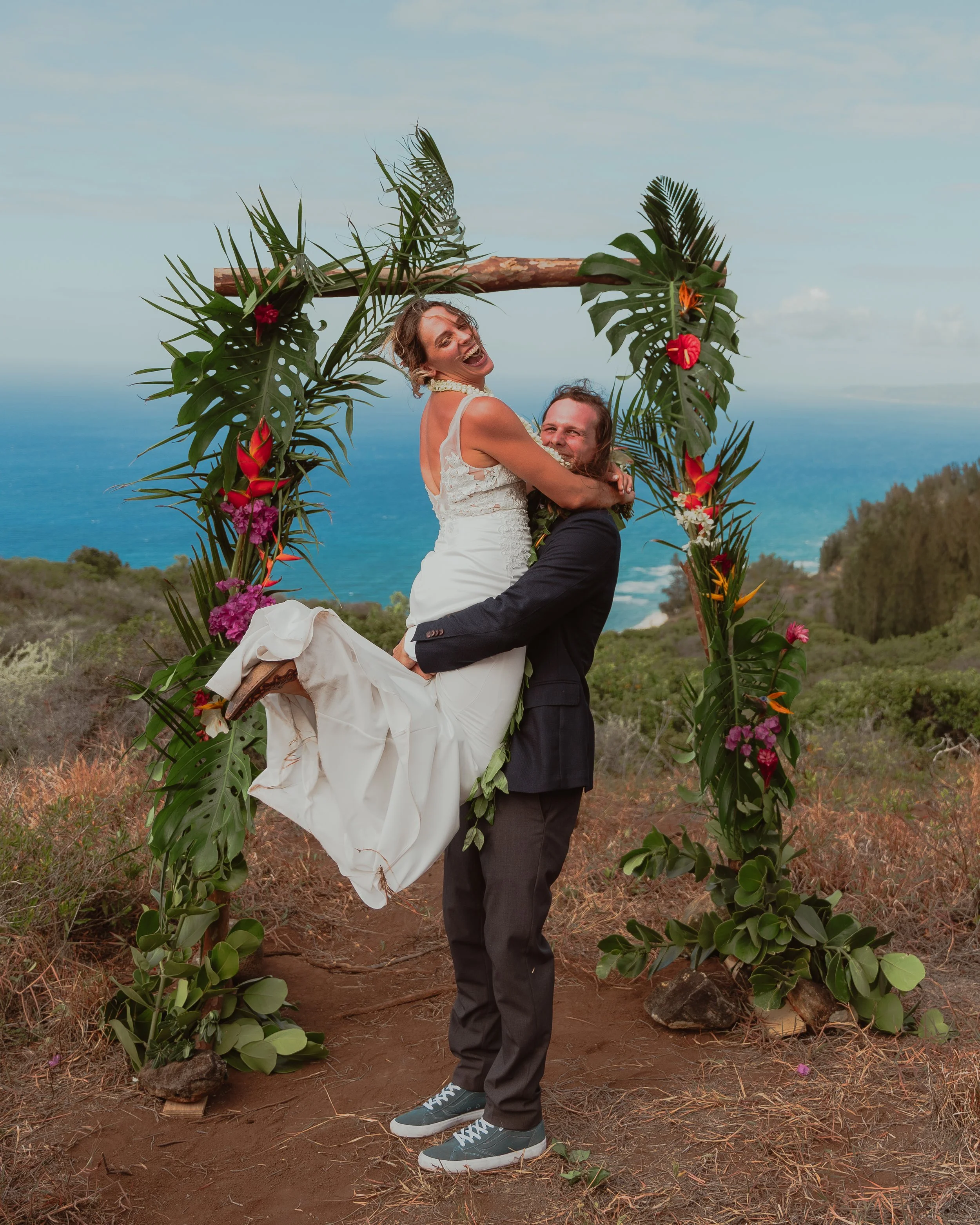 BRULIE-OAHU-HAWAII-WEDDING-PORTRAIT_015.jpg