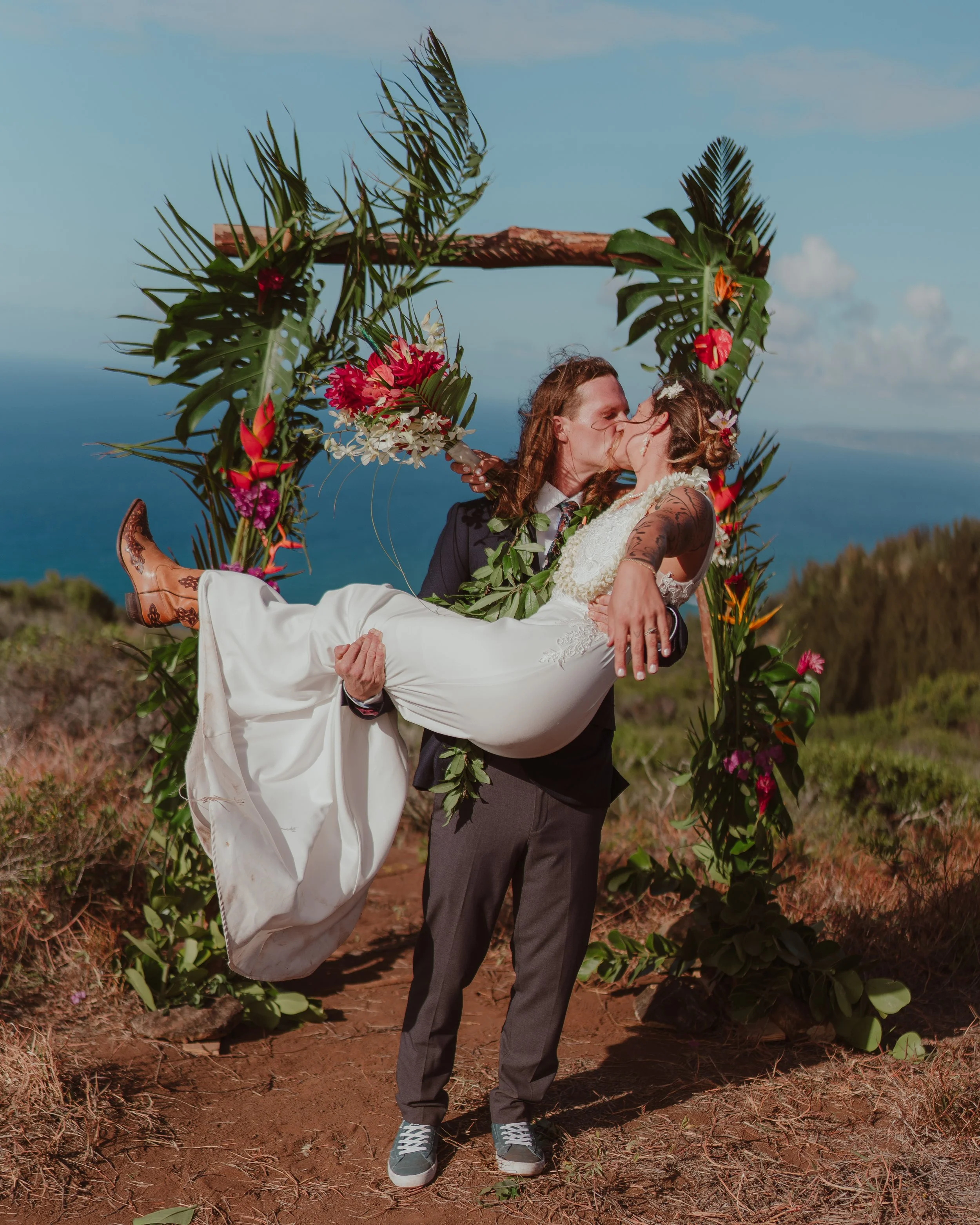 BRULIE-OAHU-HAWAII-WEDDING-PORTRAIT_017.jpg