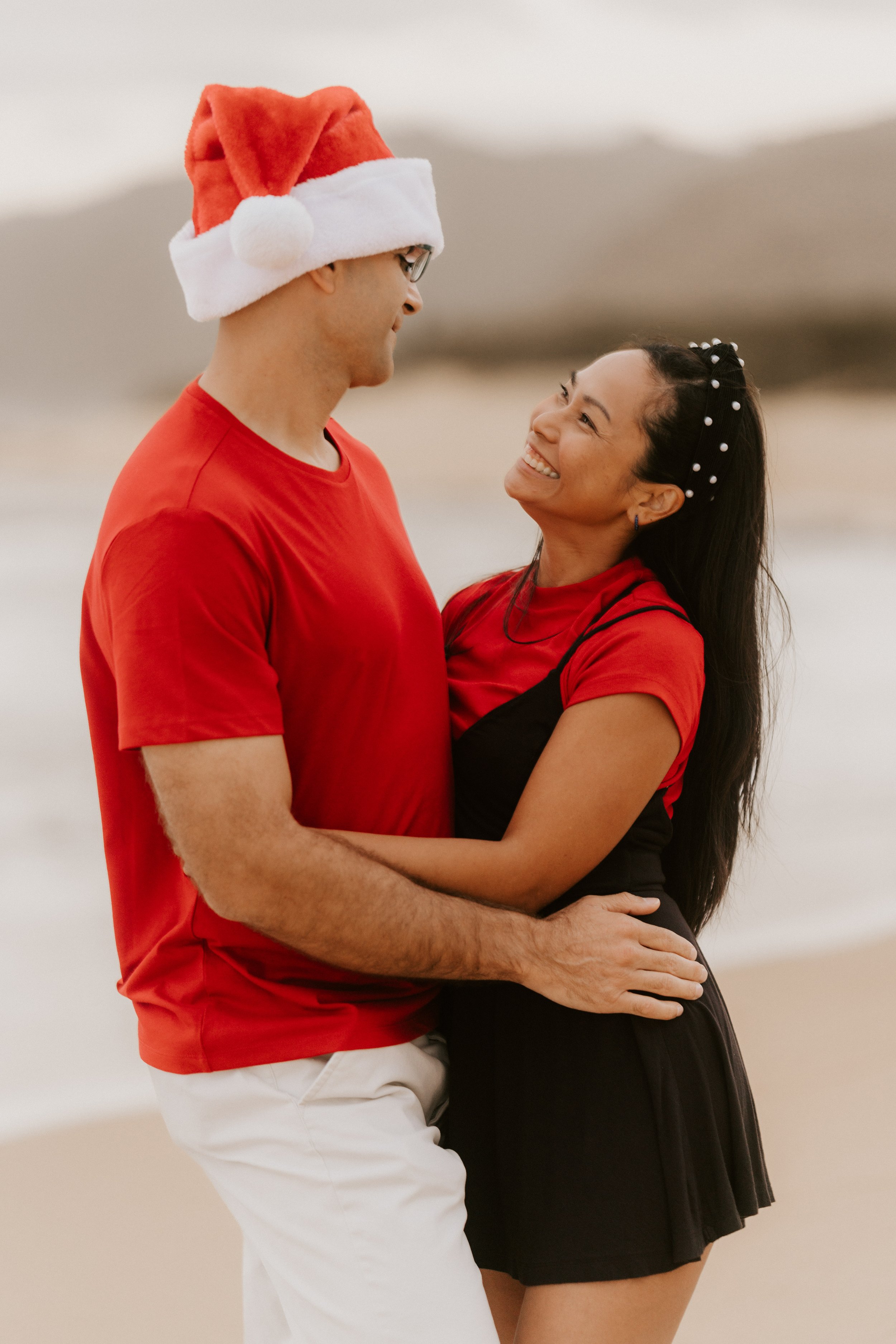 Katie-Beach-OAHU-HAWAII-COUPLE-PORTRAIT_034.jpg
