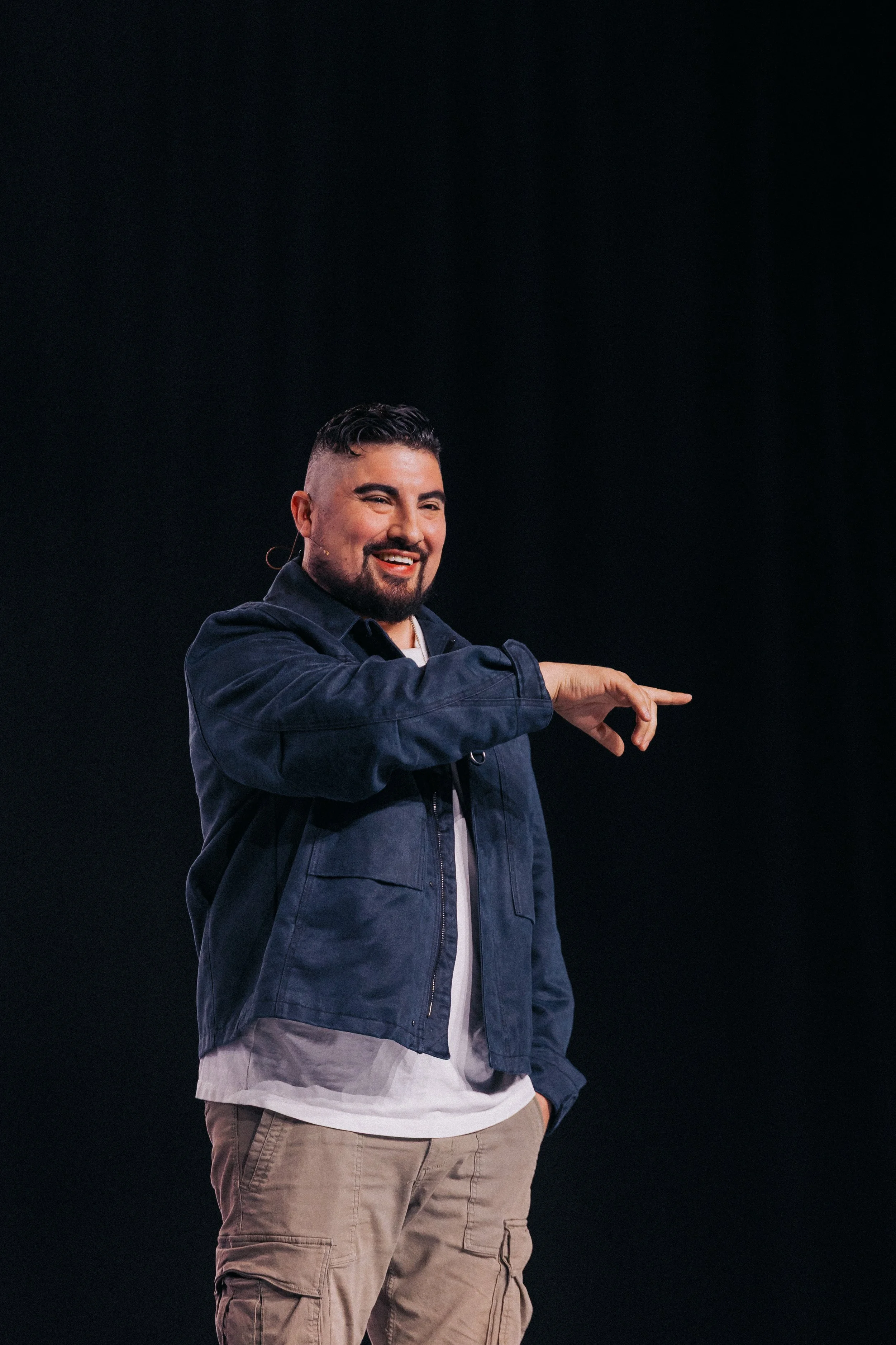 Speaking - 1aQH1A4658.jpg