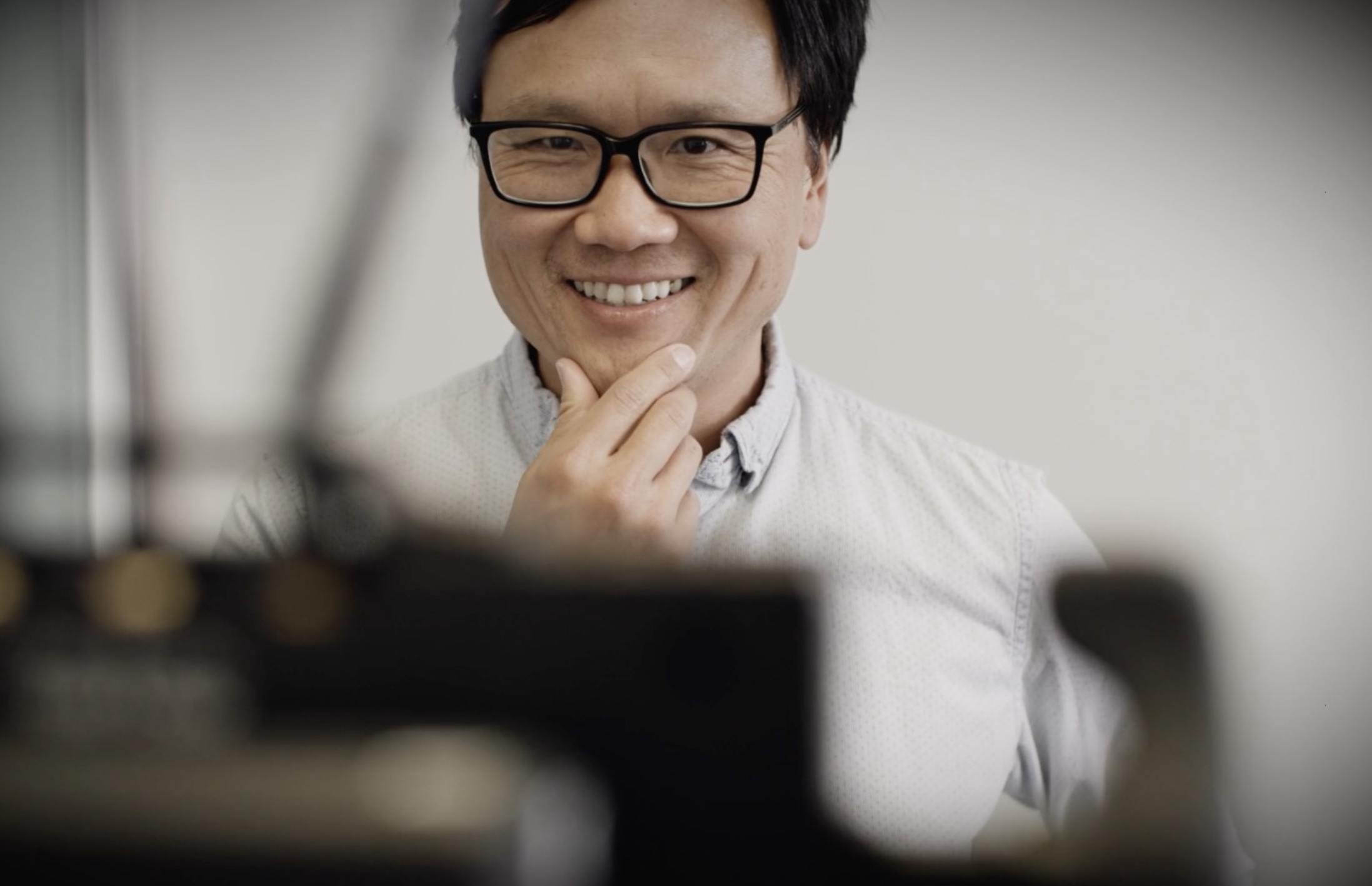 Special Guest Kuang Lee of Satellite Films on AuraGram Live