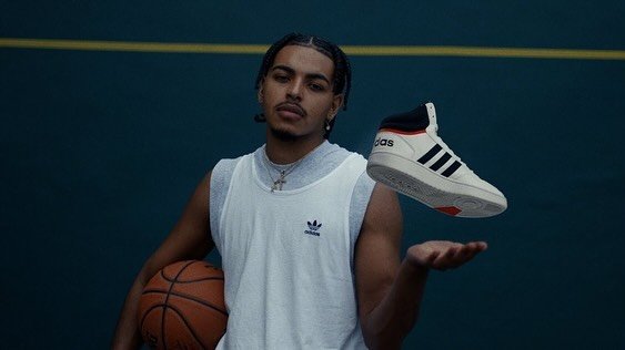 Casting this spot was the epitome of coolness. The final shots are INCREDIBLE - major props to @theelevensxi 🙌🏀👟✨

#photoshootcasting #basketballshoes #basketball #sfcasting #castingteam #castingagency #photography #videoshoot #filmproducer #booke