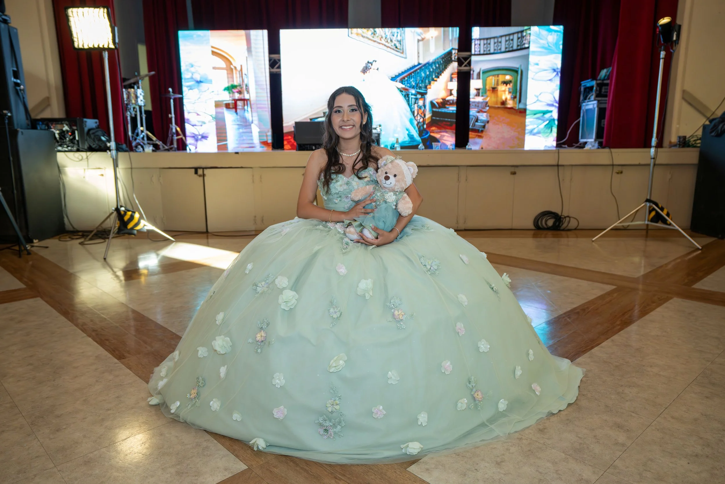 Frida's XV (216).jpg