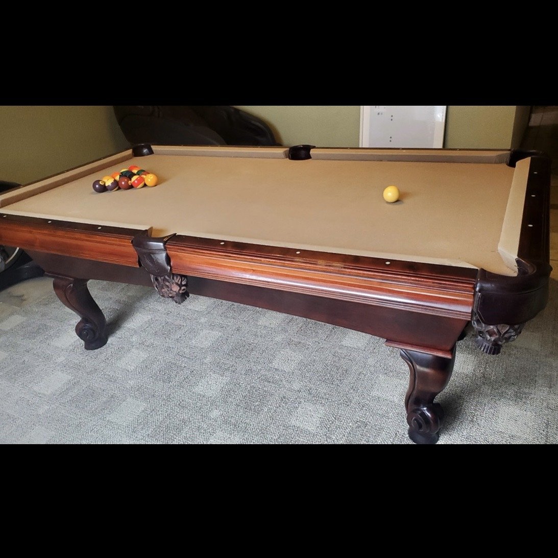 7’ Ram Horn Pool Table