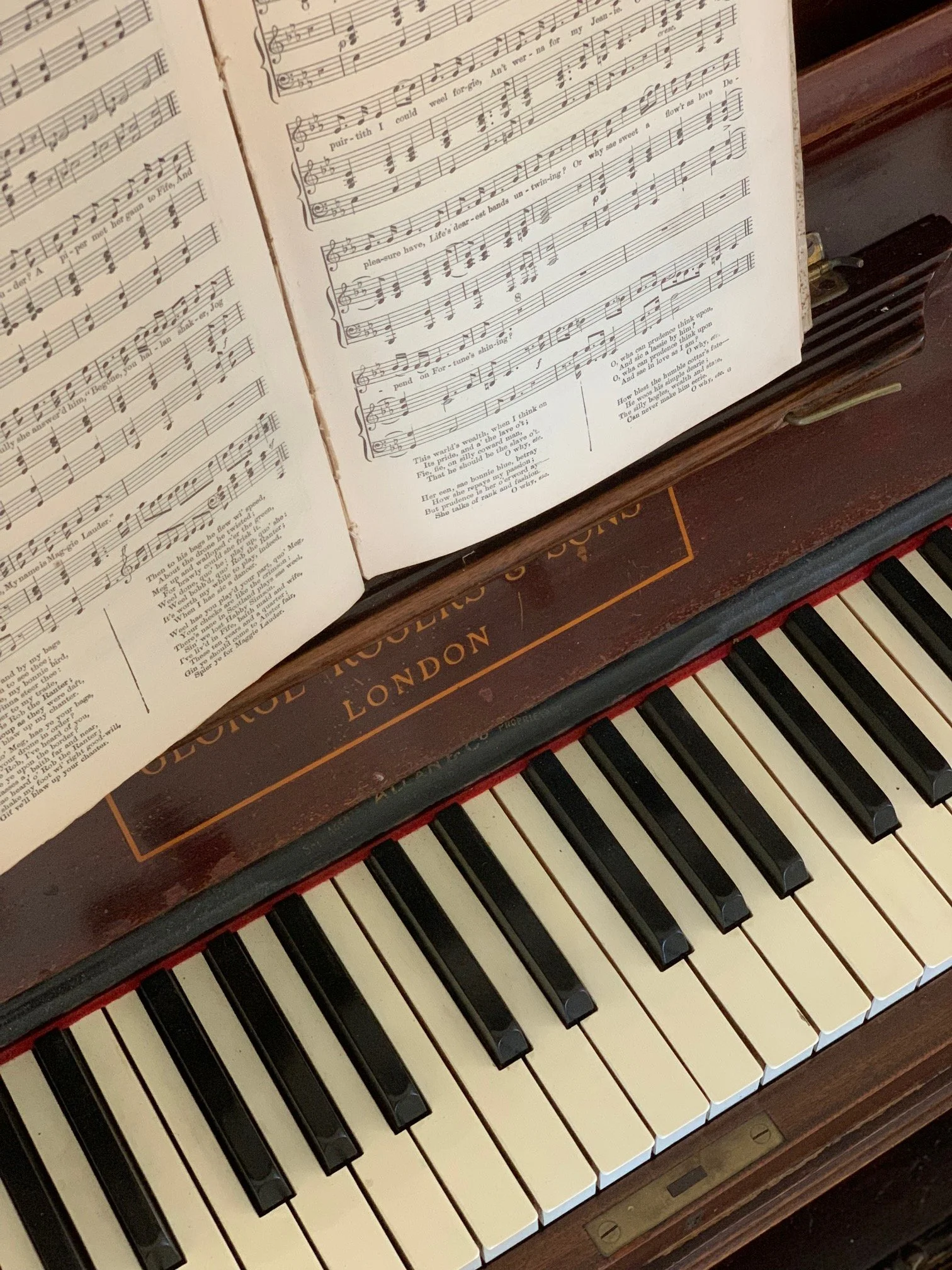 Detail music and keys.jpg