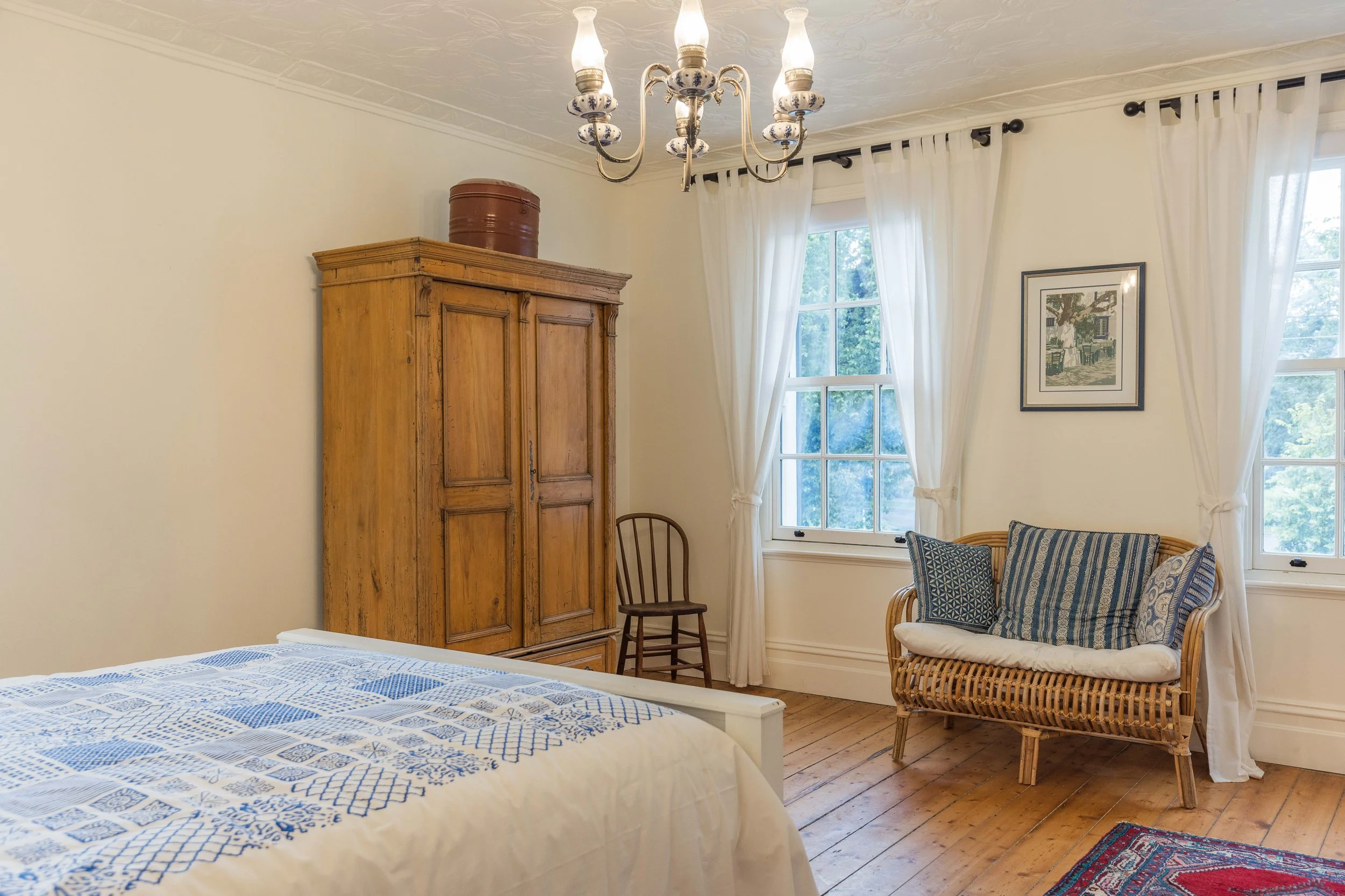 Blue room 2.jpg