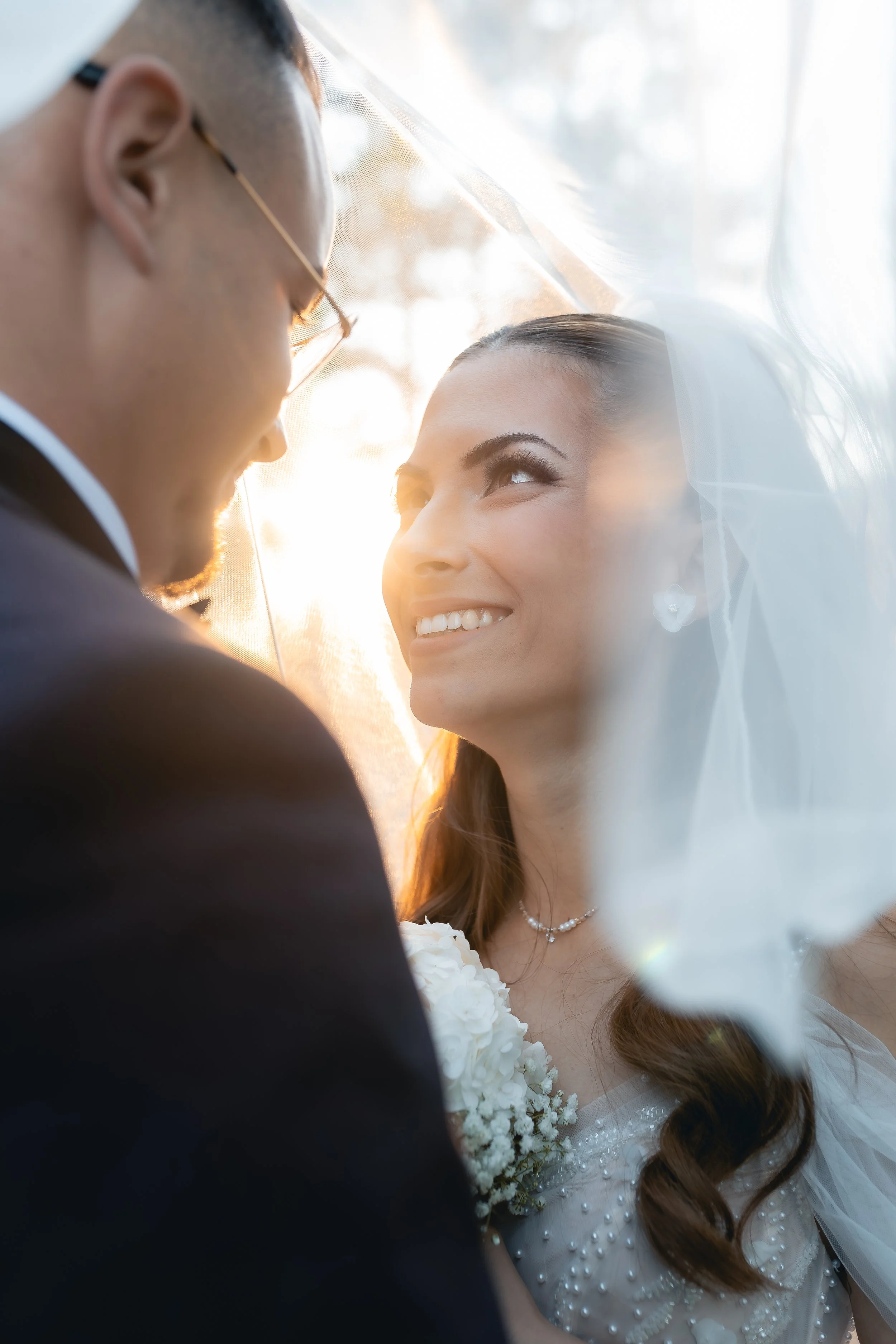 булка младоженец сватба 2026 ахтопол царево бургас сливен софия пловдив русе силистра варна стара загора нова загора фотограф за сватба младоженци рокля фотосесия на морето пръстен сгодени търсим сватбен фотограф снимки кумове шафери добрич воал