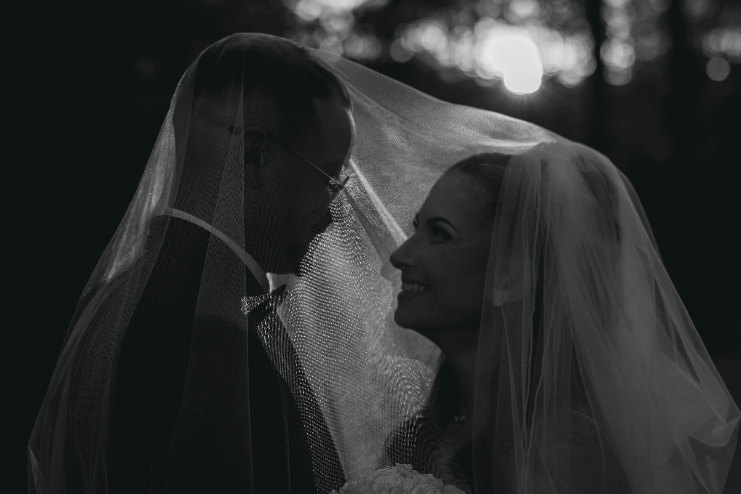 булка младоженец сватба 2026 ахтопол царево бургас сливен  софия пловдив русе силистра варна стара загора нова загора фотограф за сватба младоженци рокля фотосесия на морето пръстен сгодени търсим сватбен фотограф снимки кумове шафери добрич църква