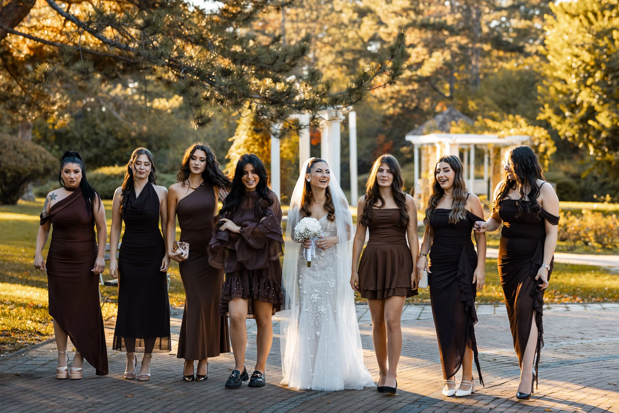 булка младоженец сватба 2026 ахтопол царево бургас сливен  софия пловдив русе силистра варна стара загора нова загора фотограф за сватба младоженци рокля фотосесия на морето пръстен сгодени търсим сватбен фотограф снимки кумове шафери добрич църква