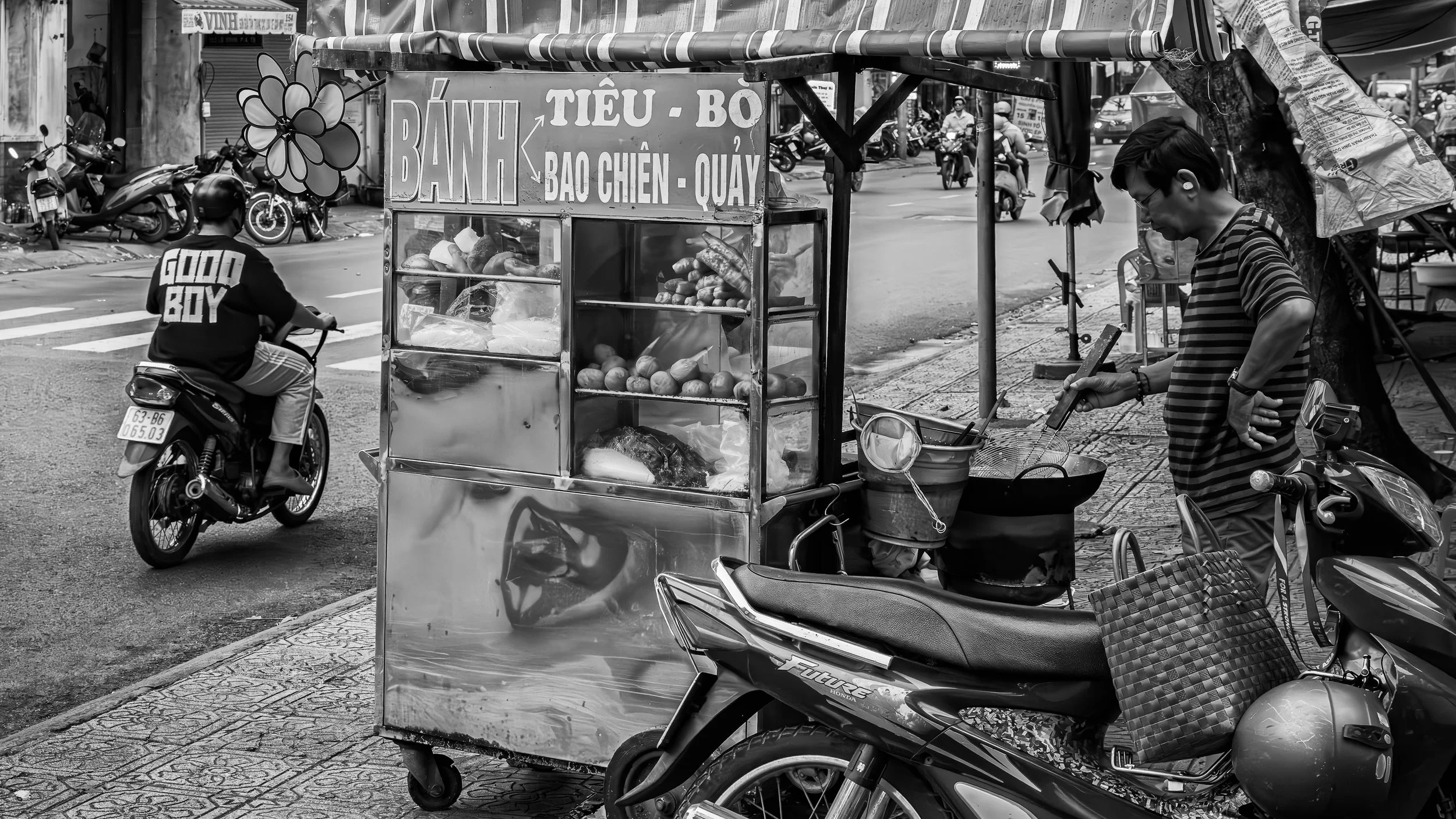 SAIGON 129.jpg