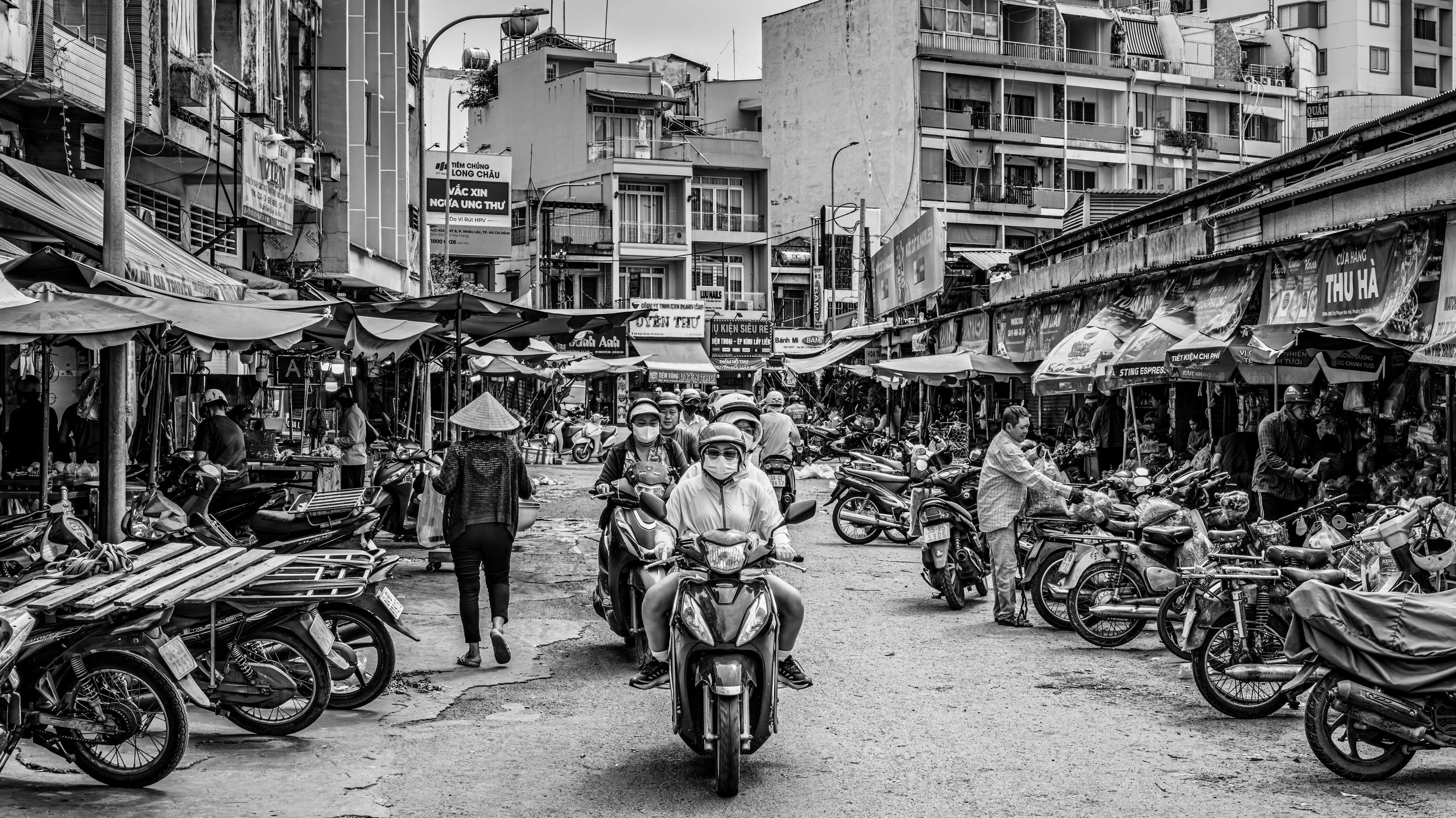 SAIGON 115.jpg
