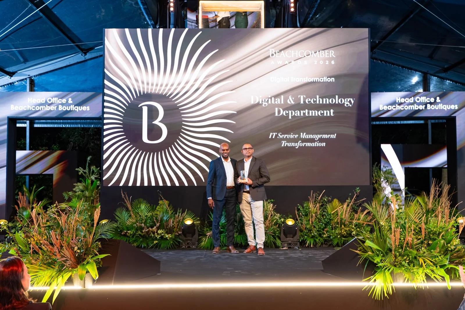 Beachcomber award26 low res-120.jpg