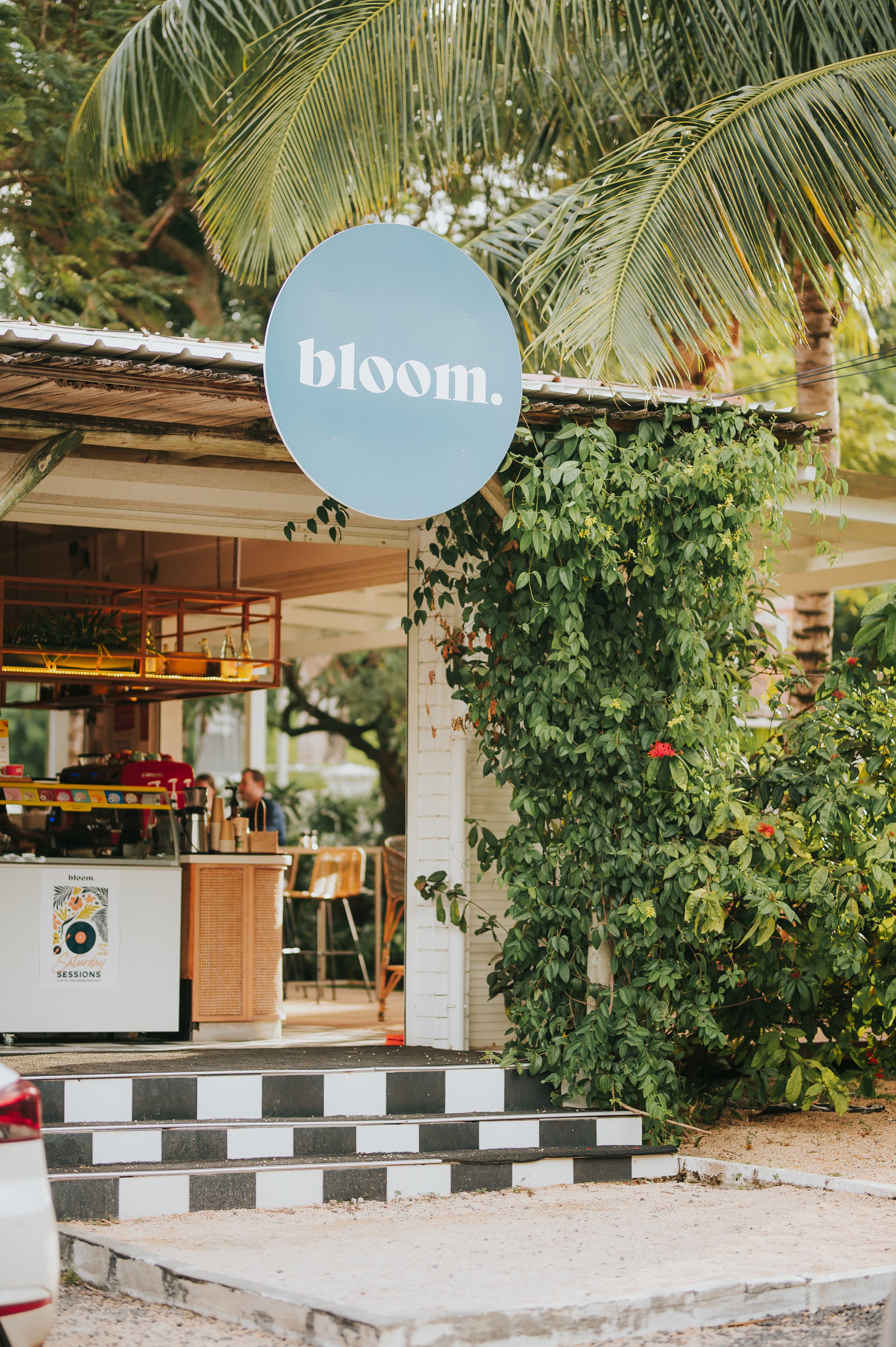 BLOOM 1 013.jpg