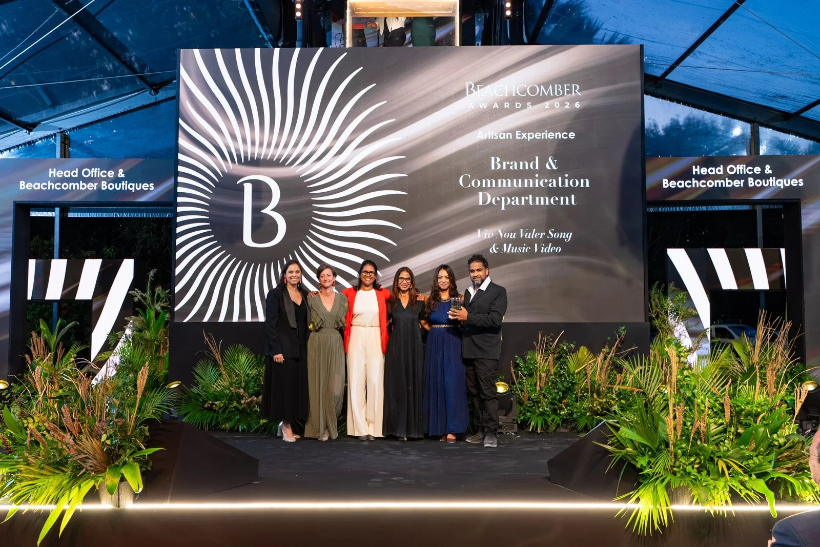 Beachcomber award26 low res-99.jpg