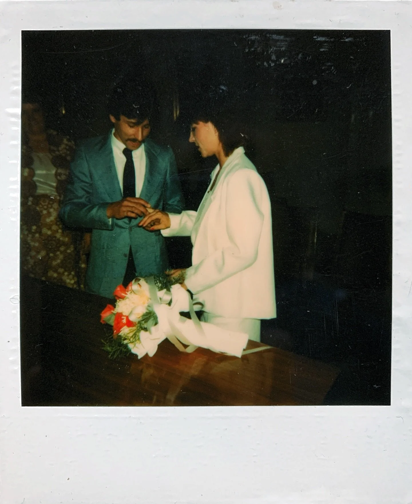 How do you know?
.
.
.
#familyphotography #polaroidnostalgia #familyphotos #sadcoreaesthetic #polaroidoftheday