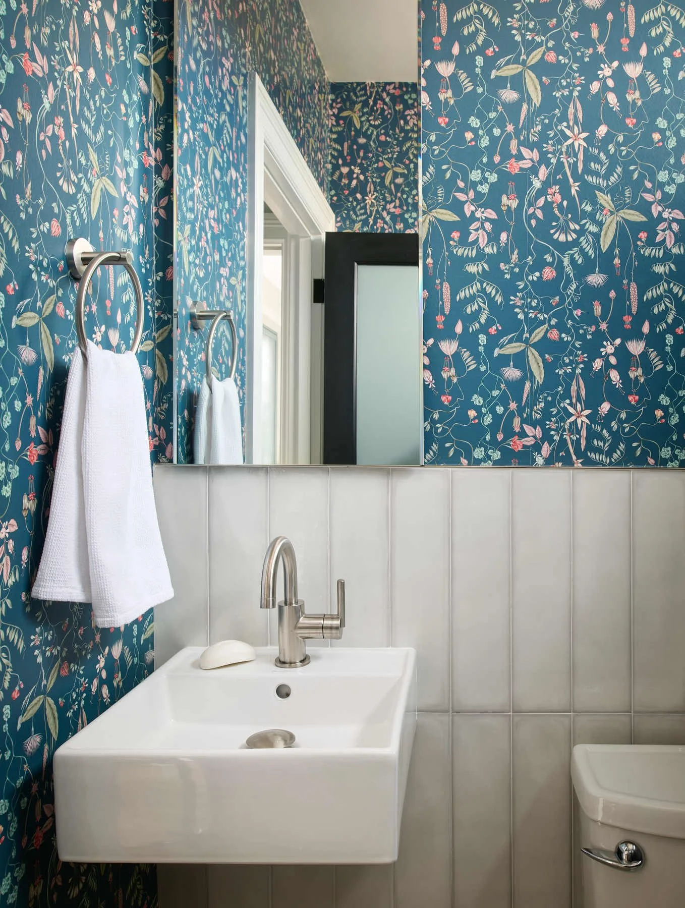 689f840b7be20961e0c2ba2d_Landis_Woodley Park Addition and Exterior_15 (1).jpg