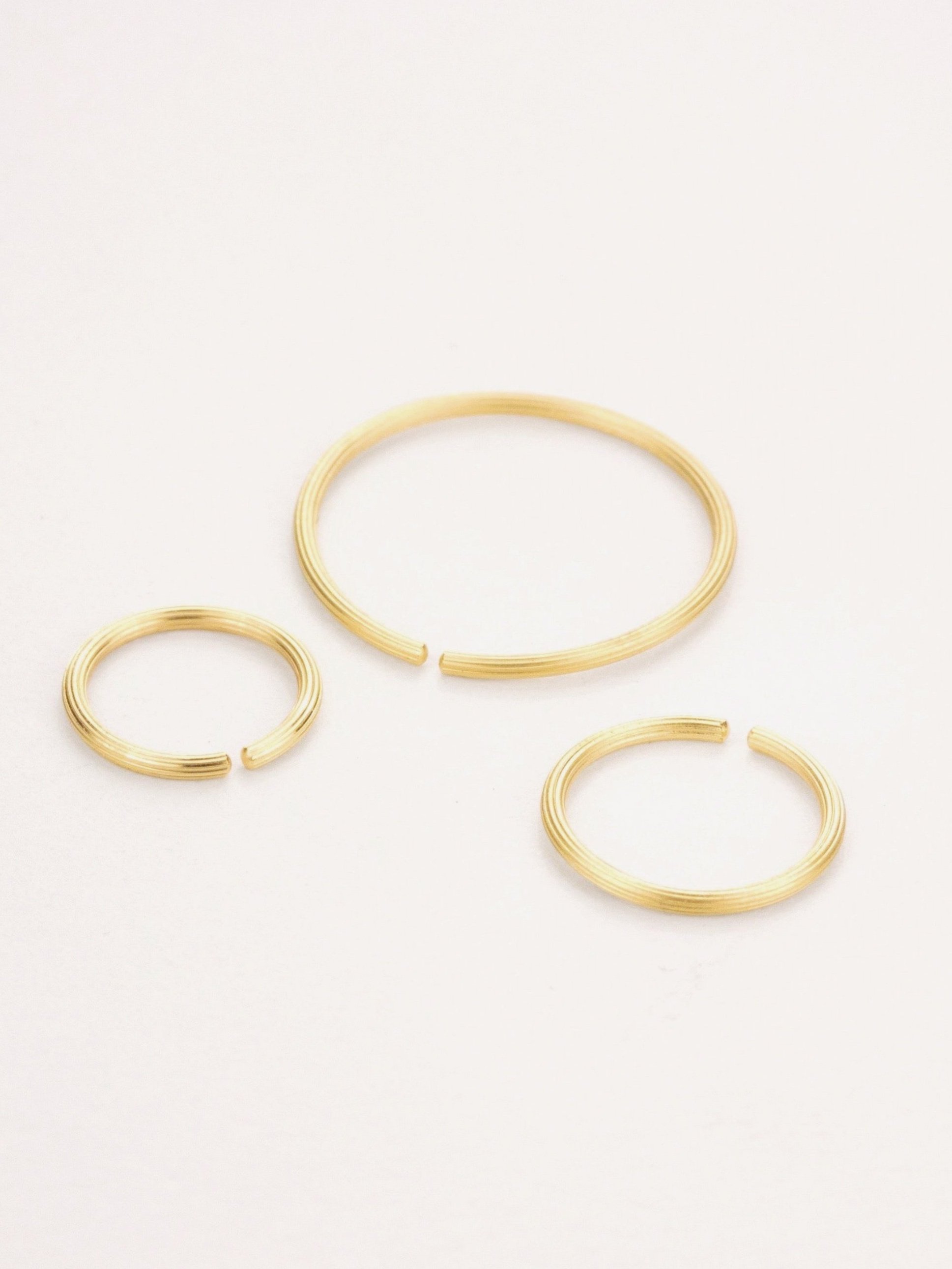 GoldHoops3stk_36dde713-ddf5-4863-b8b7-d092b2c74fee.jpg