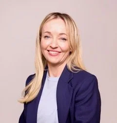 Jen Davidson - Associate