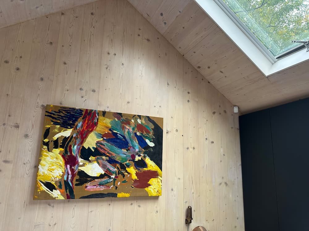 professional picture hanging london 12.jpg