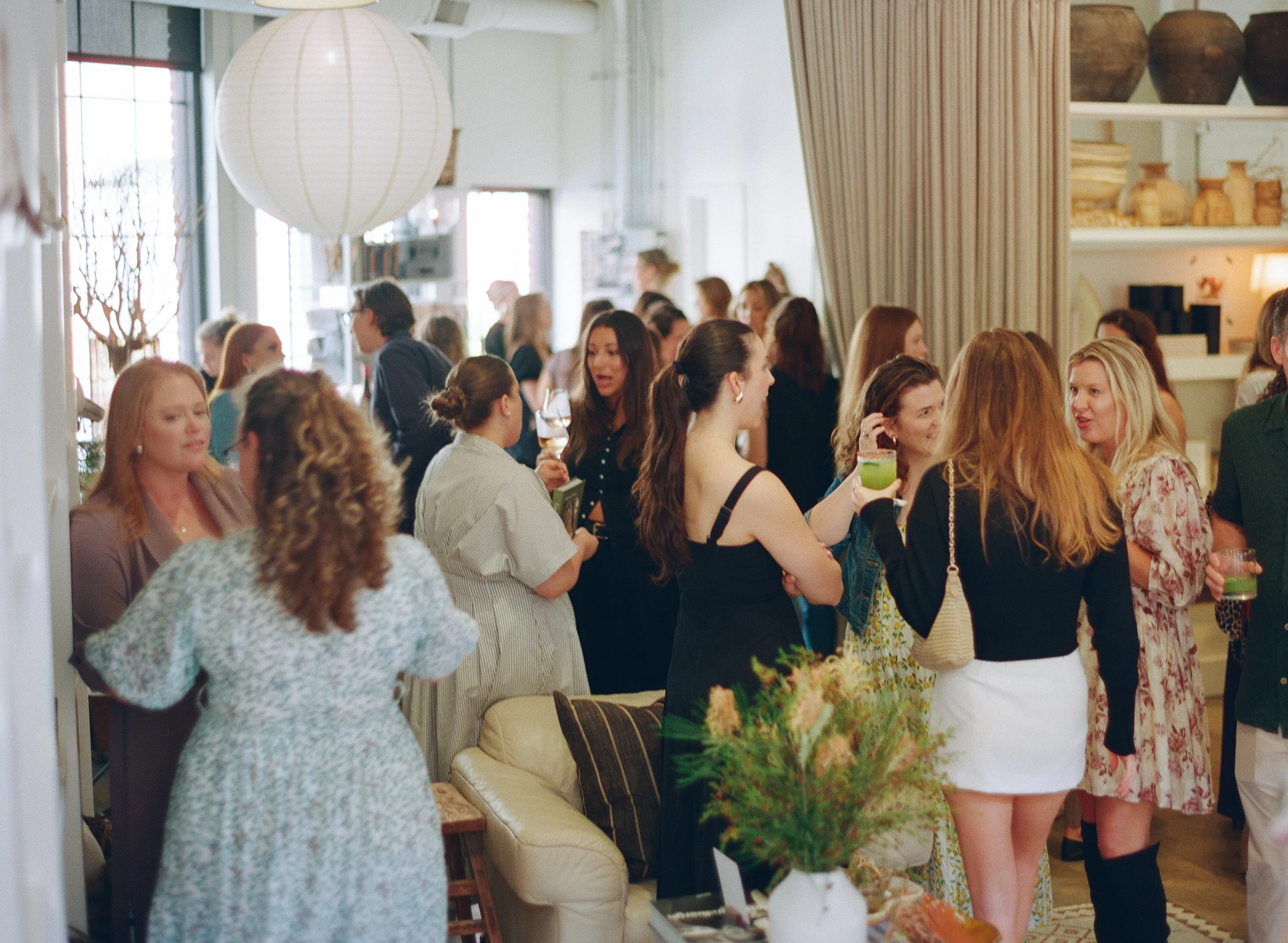 040225_AP_GorgeousGatherings_KelseyMardPhoto_151.jpg