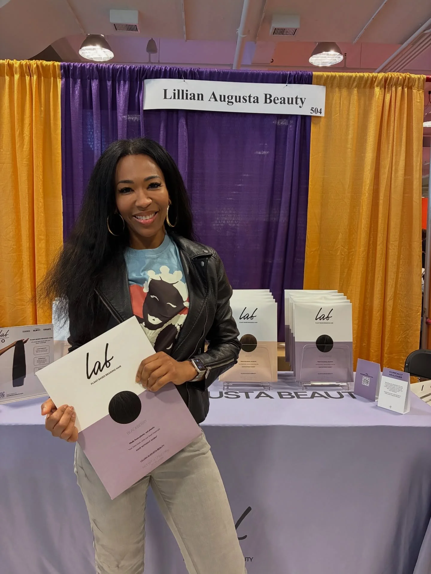 Congrats to our prize winner @skinsuitemedspa who received tickets to the @taliahwaajidbrand and free braiding hair at our booth 🌿

The show is still on; come see us at booth 504 on the second floor.