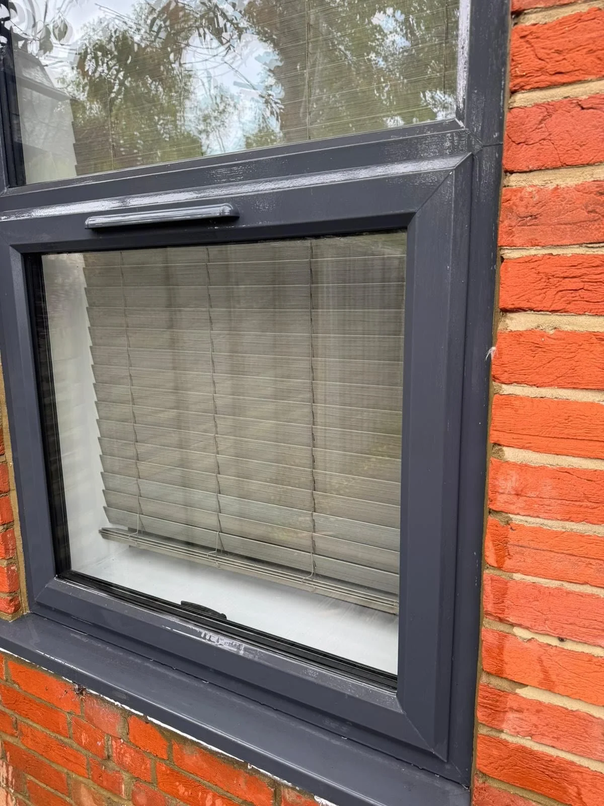 Swipe for the before 😮😬 Don&rsquo;t let your windows get like this and book in today for a window clean ✅🏡 07710974427 &bull; info@ruanwindows.com