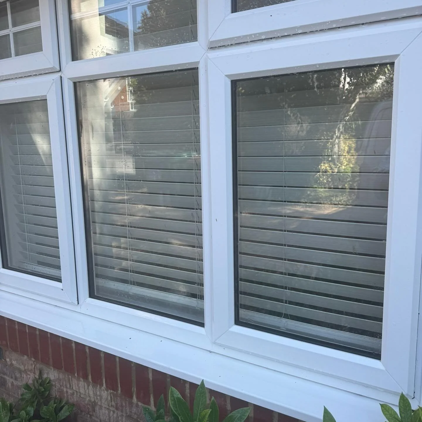 Another day &gt; another window clean 🏡☺️ 07710 974427 &bull; GET IN TOUCH TO CLEAN YOURS TODAY
