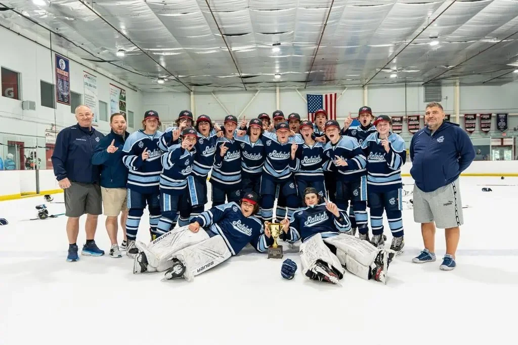 Hockey older boys.jpeg