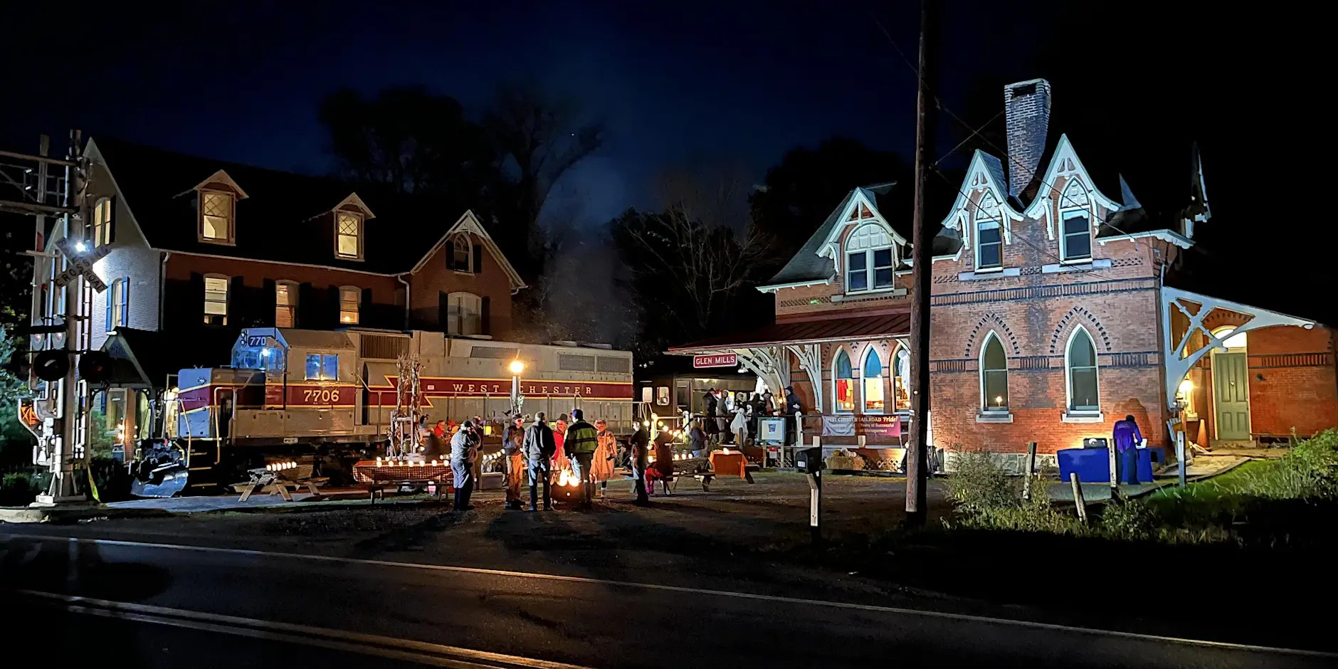 HalloweenTrainRide.png