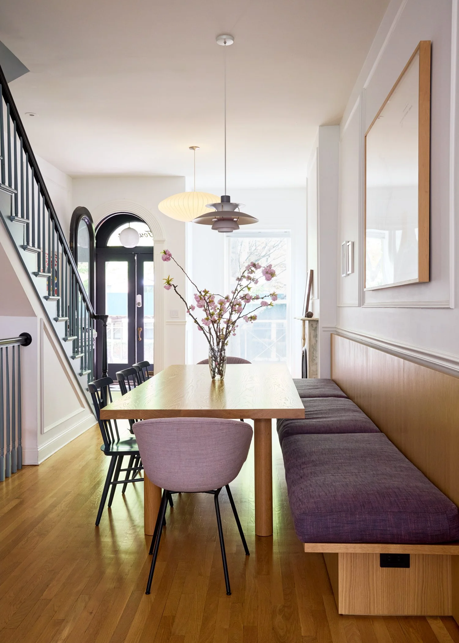 14_St_James_dining_Dana_Gallagher001.jpg