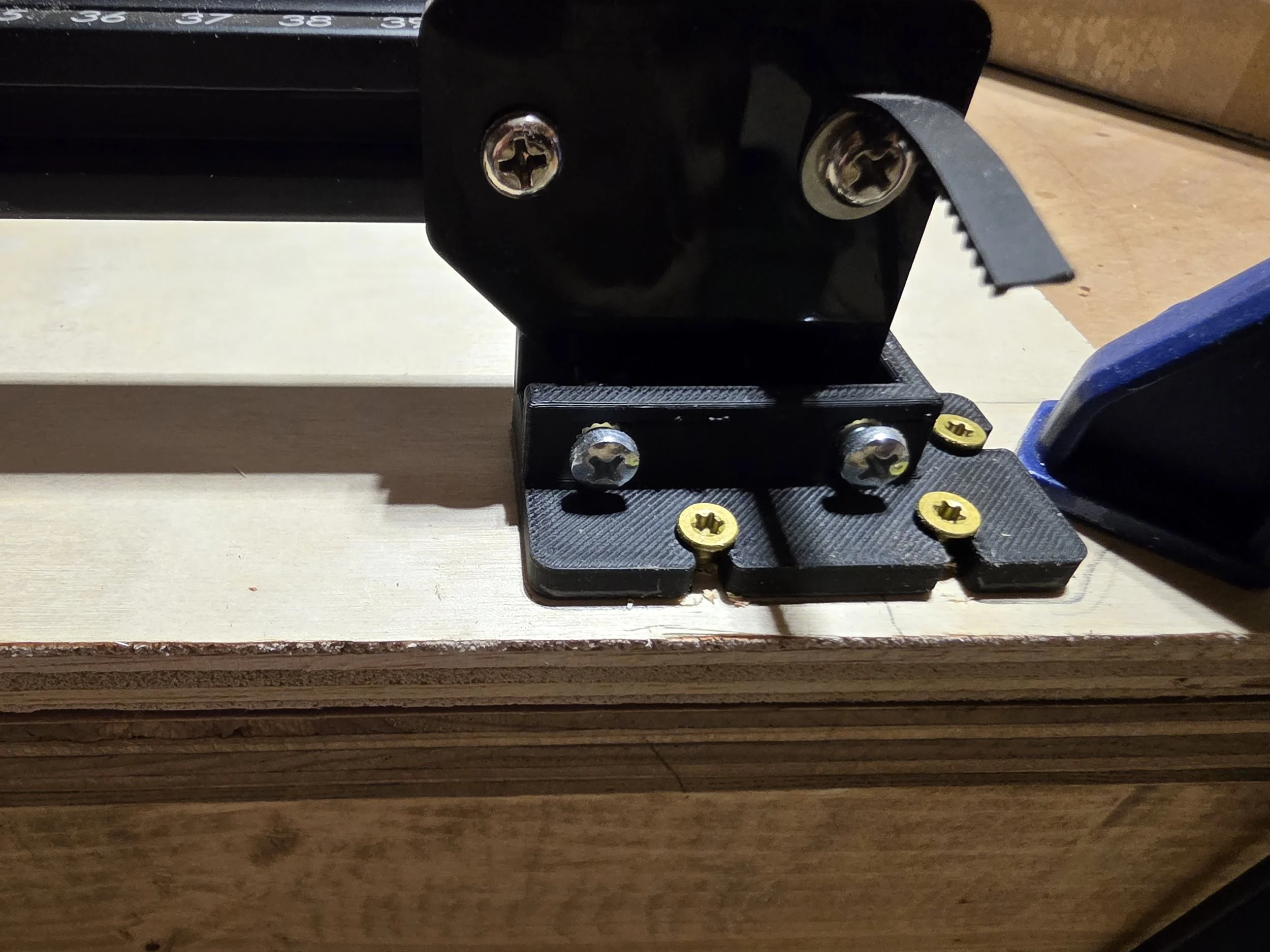 ORTUR Laser Master 2 Leg Mount