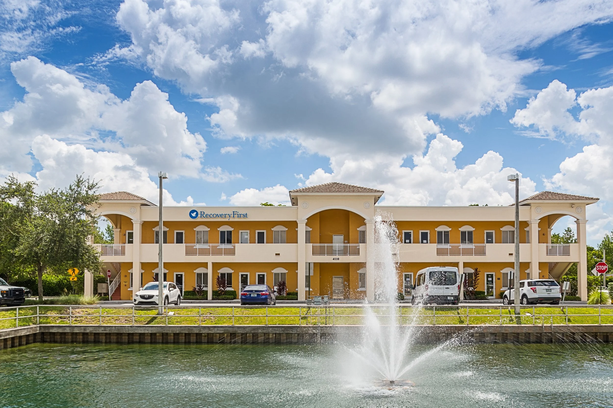 RecoveryFirstHollywood_July2019--3_Exterior_Main_A.jpg