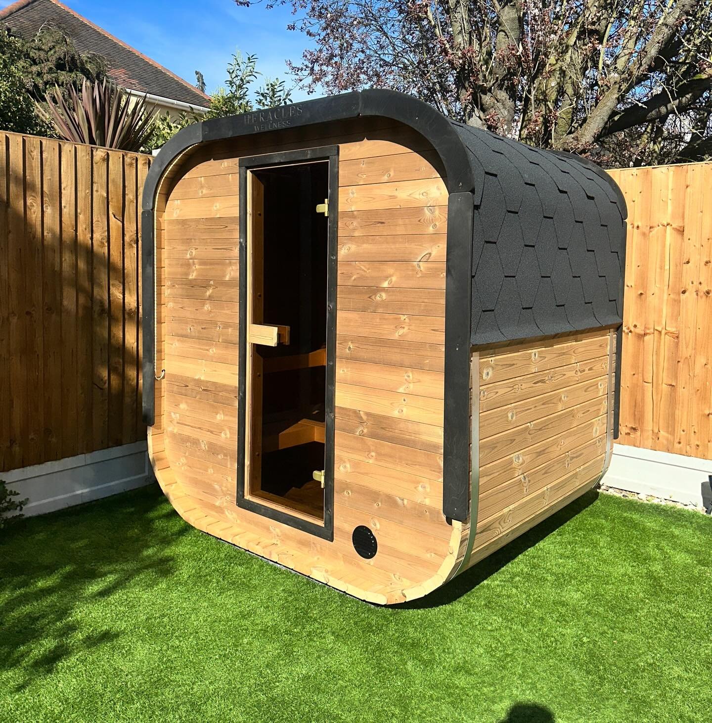 Due to being incredibly busy over the last few months we haven&rsquo;t had a chance to post anything recently. This is what we have we up to today, Installing the power to this AMAZING sauna for one of our most amazing customers. 😍

Need a rewire, C
