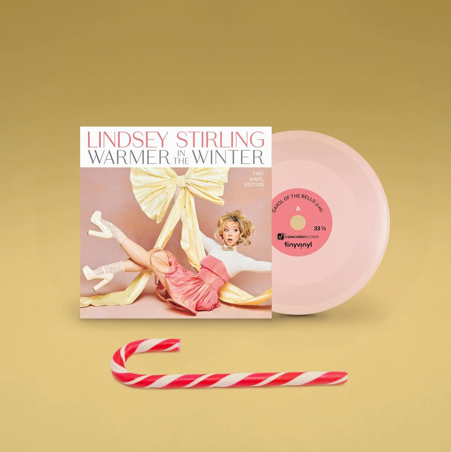 tv0052
Lindsey Stirling (@lindseystirling)
Side A: Carol of the Bells
Side B: You’re a Mean One, Mr. Grinch (feat. Sabrina Carpenter)
Available: Target
#tinyvinyl