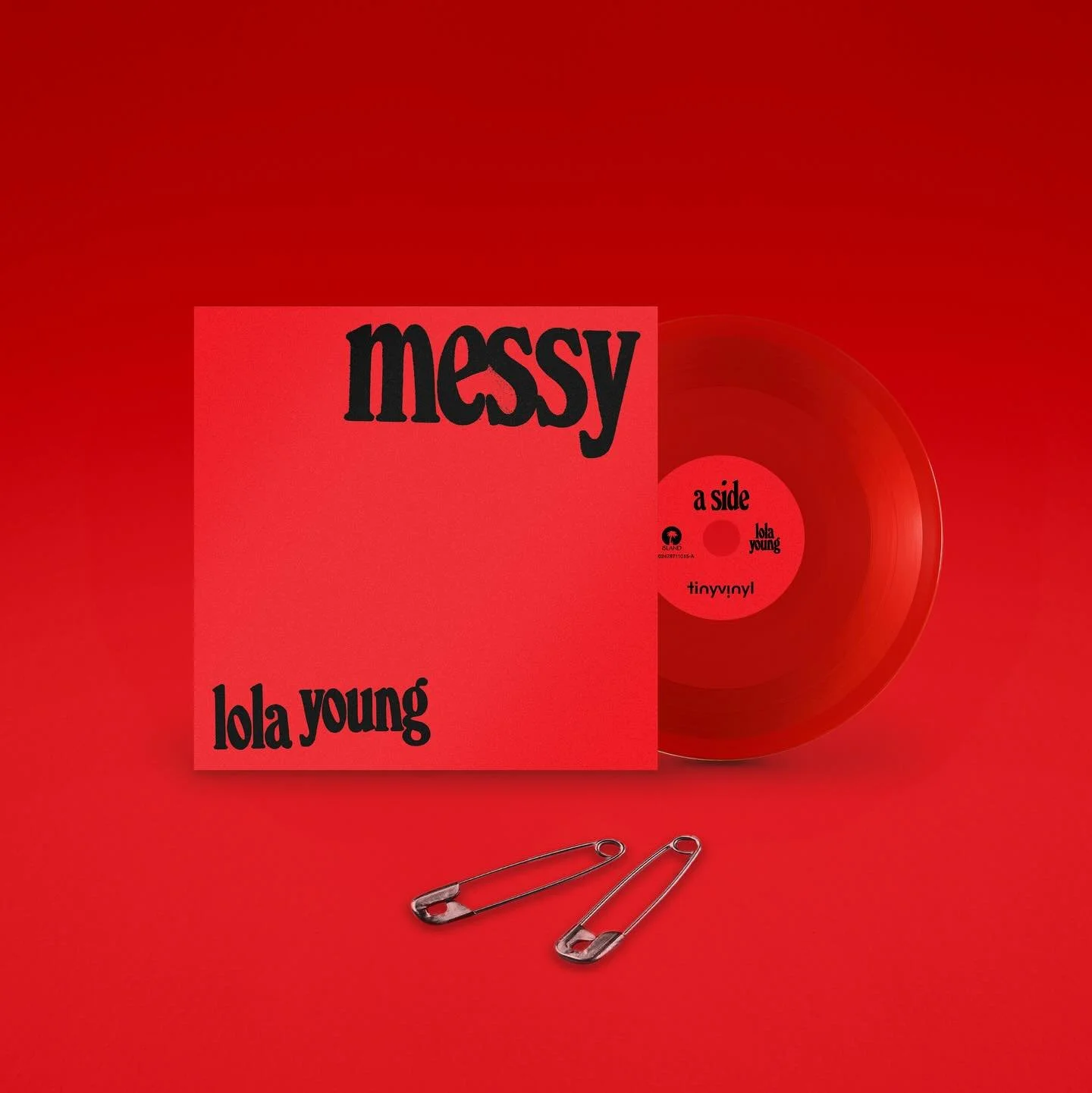 tv0063
Lola Young (@lolayounggg) 
Side A: Messy
Side B: Messy (Acoustic)
Available: Target
#tinyvinyl