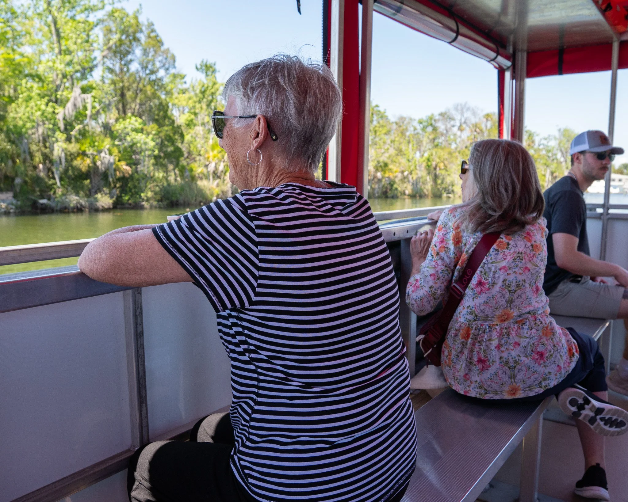 April in Crystal River: Why Spring Is the Best Time for Kayaking, Eco Tours &amp; Scenic Water Adventures