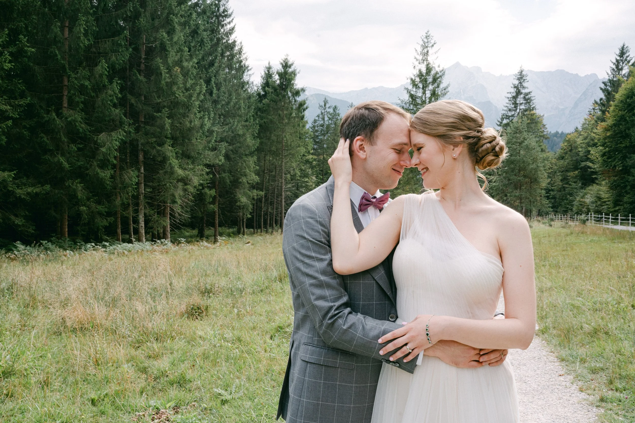 Wedding_photographer_in_Garmisch_inna_wed_innazaytsevacom_101.jpg